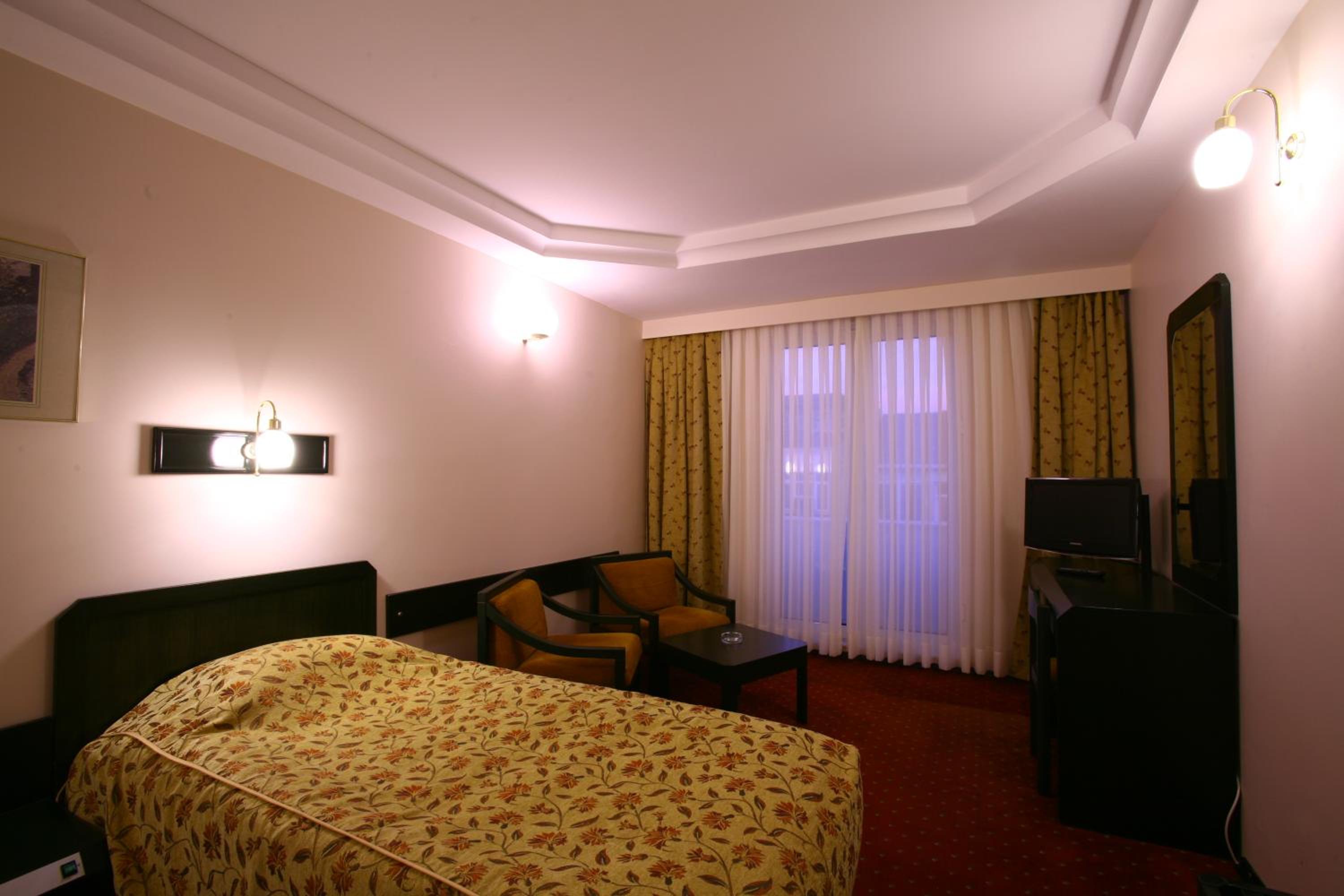 Istanbul Royal Hotel - Image 117