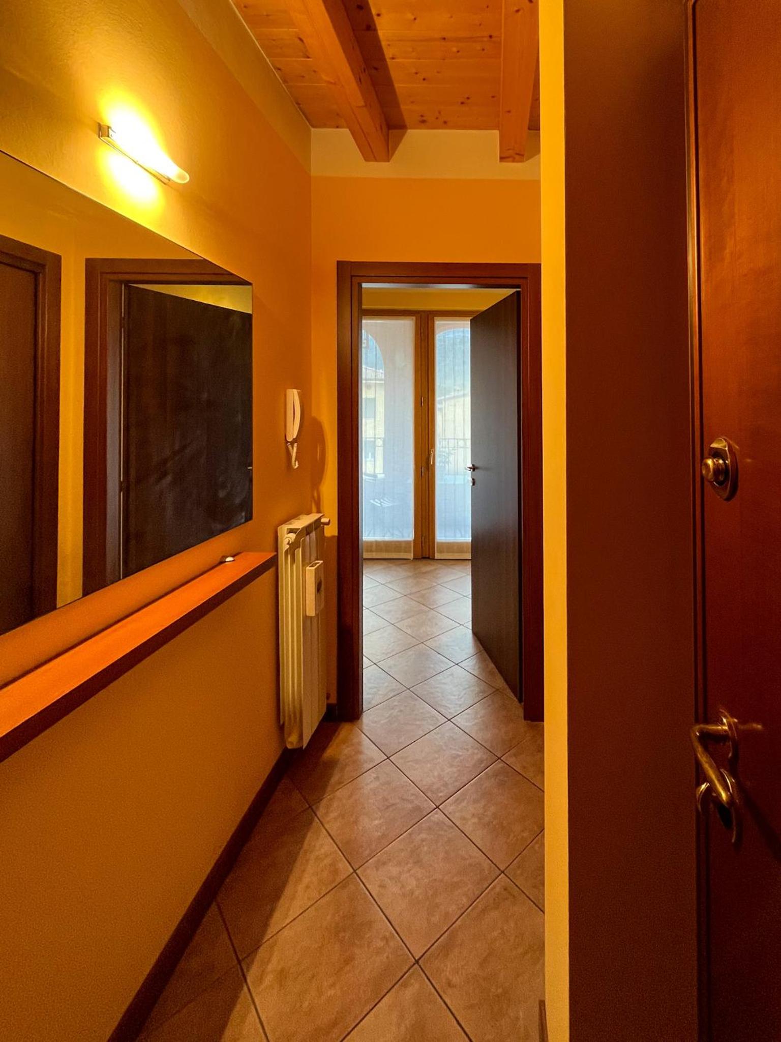 Casa Vacanze al Lago P2 view 4