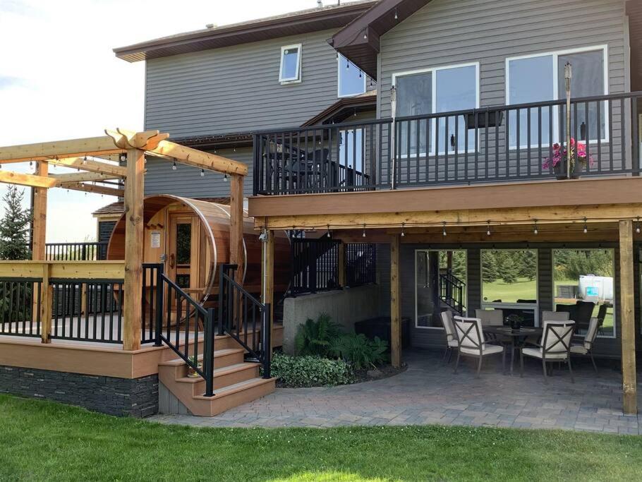 Dragonfly Inn Walkout Suites