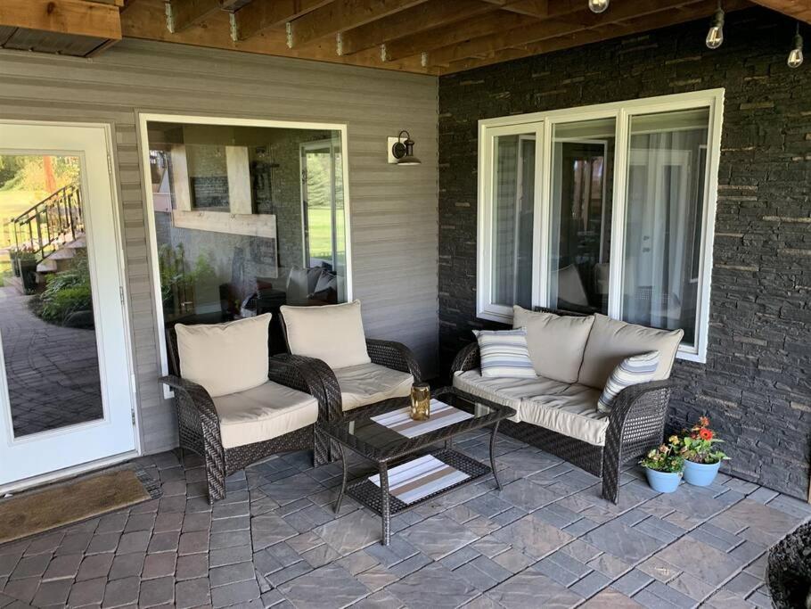 Dragonfly Inn Walkout Suites