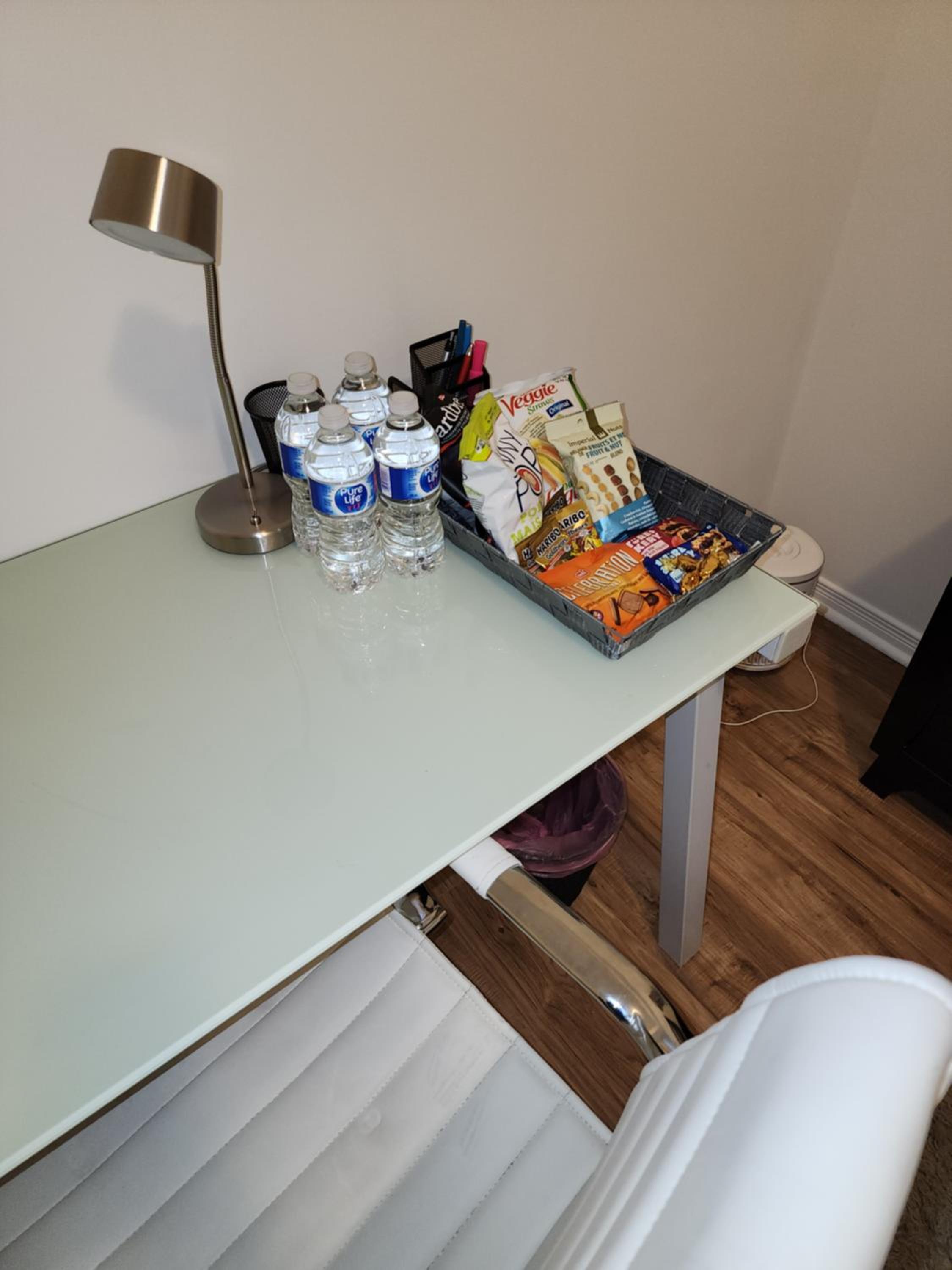 Beautiful Townhouse Near Yorkdale Mall, Wilson Subway