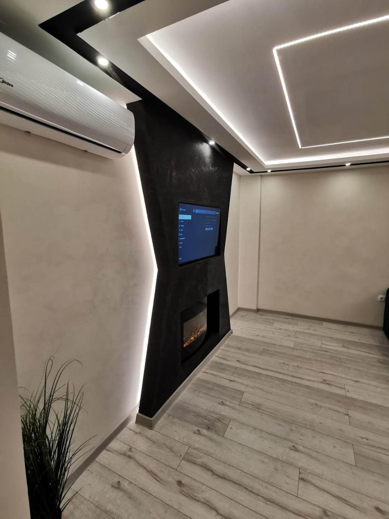 Princ Lux jaccuzi and sauna with free parking view 4