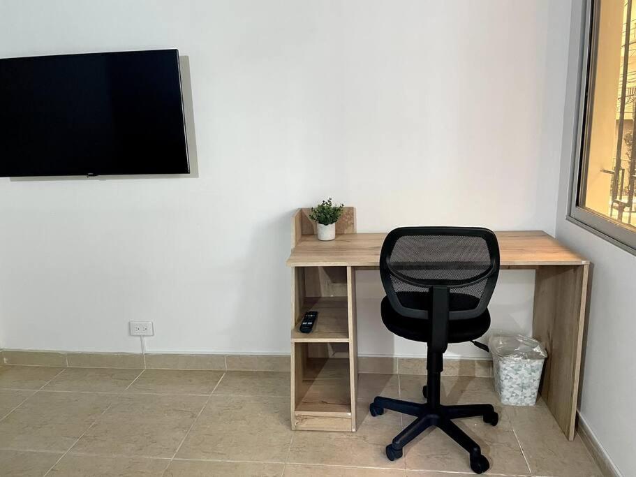 Bright apt near Unicentro 300 MB Wi-Fi, 2Bedroom