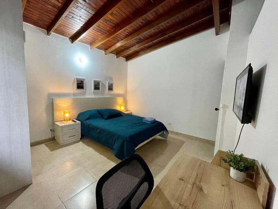Bright apt near Unicentro 300 MB Wi-Fi, 2Bedroom