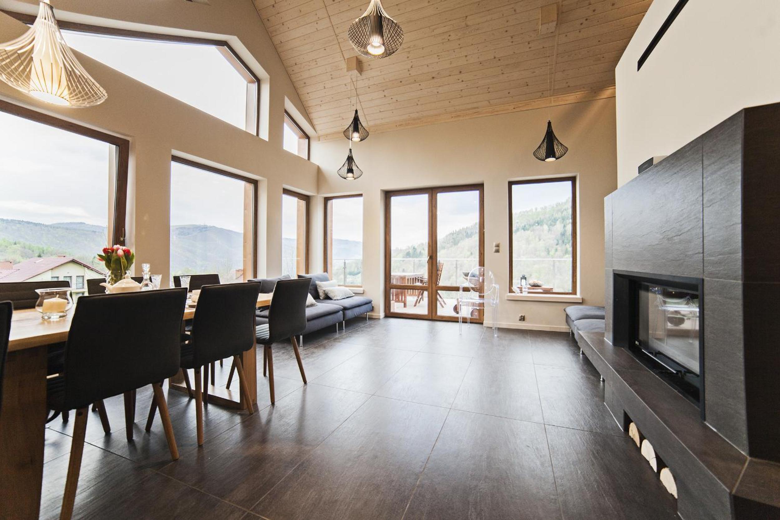 Aspen Deluxe Residence & ASPEN cottage view 2