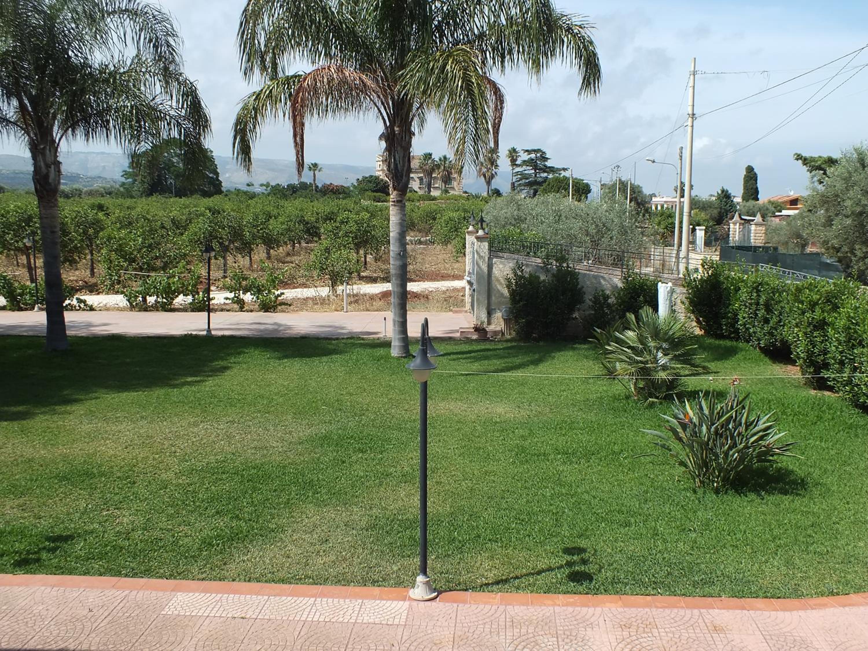 VILLA FLORA view 5