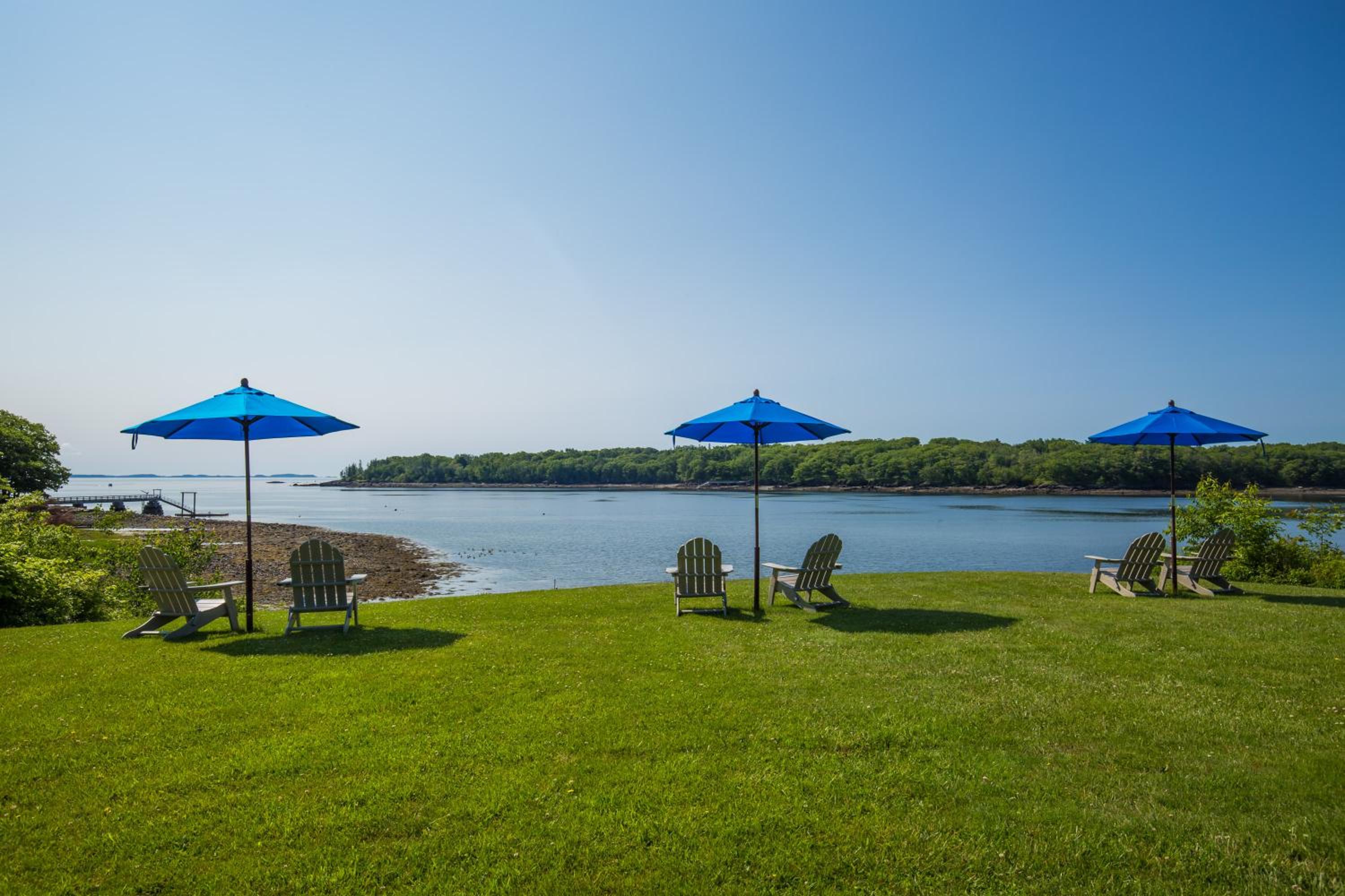 Strawberry Hill Seaside Inn