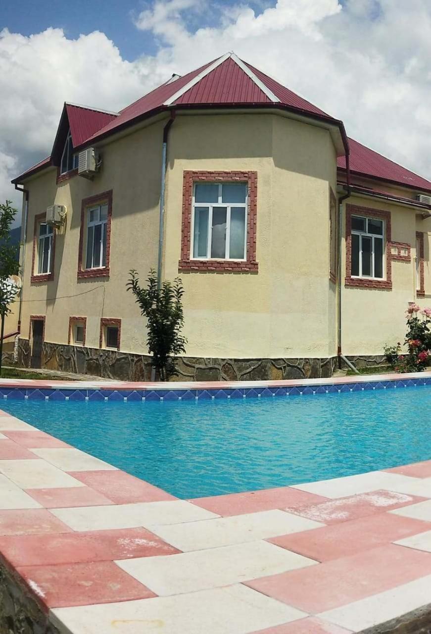 ARZ_ big swimming pool villa