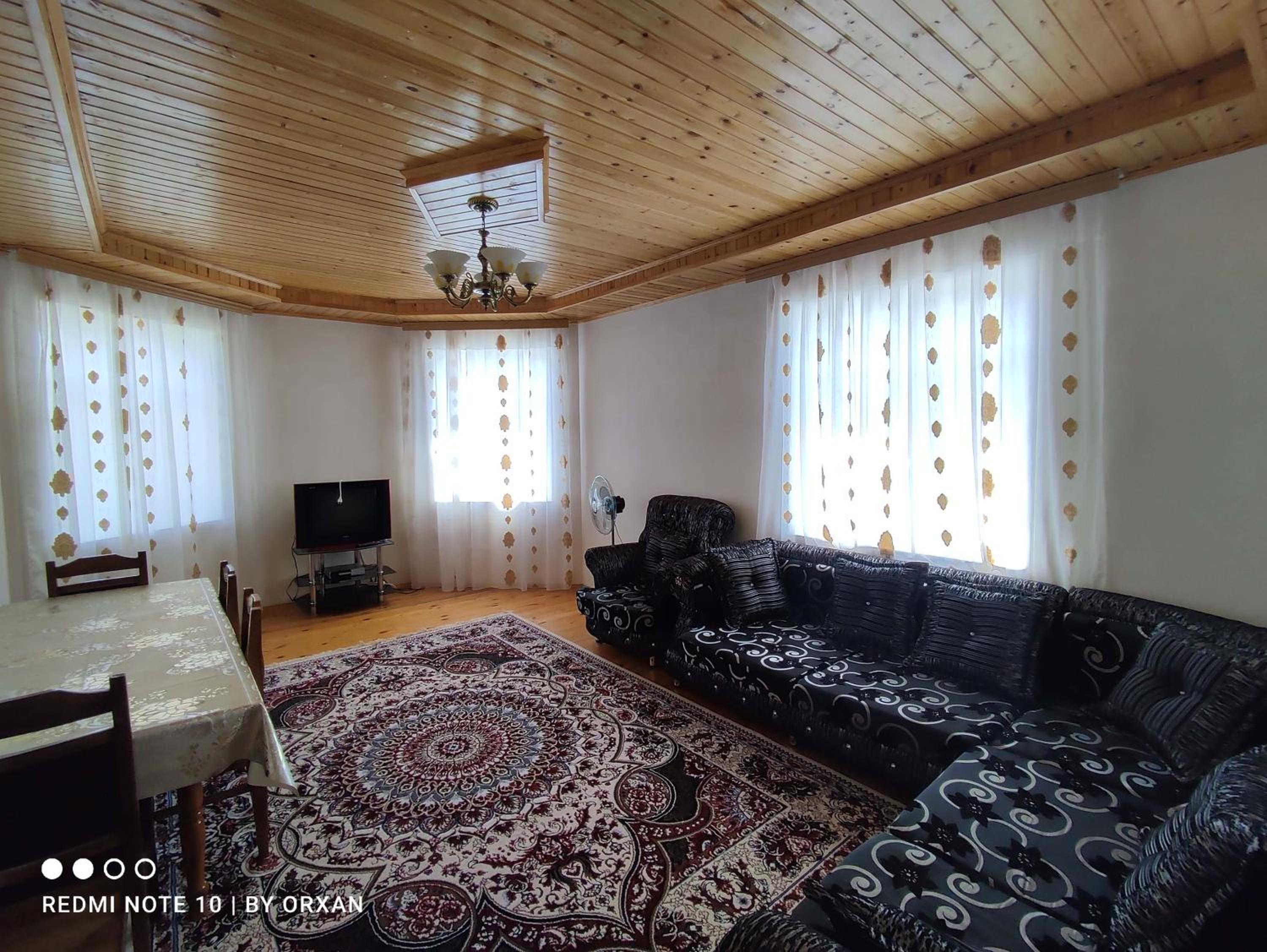 ARZ_ big swimming pool villa