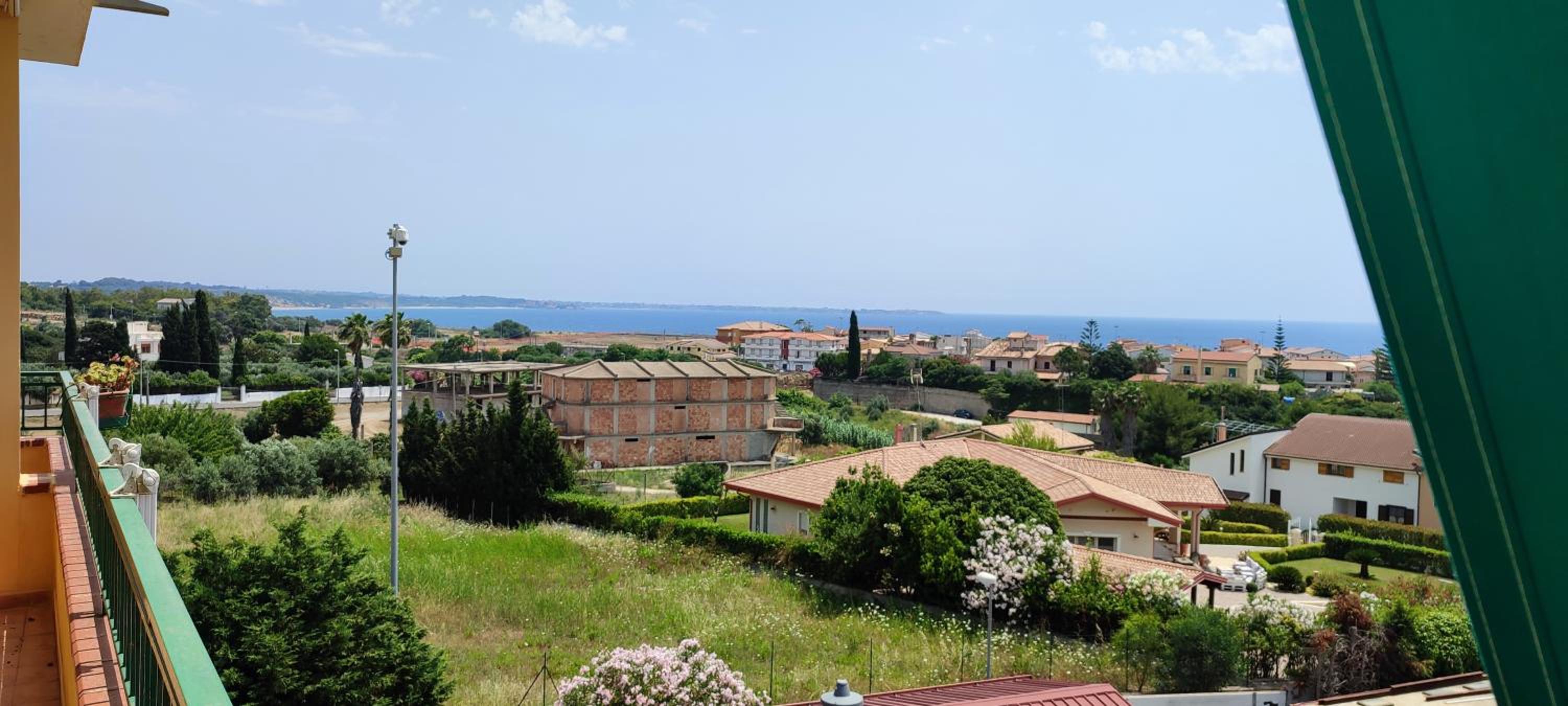 Ferienwohnung mit Meerblick im Juwel Le Castella view 4