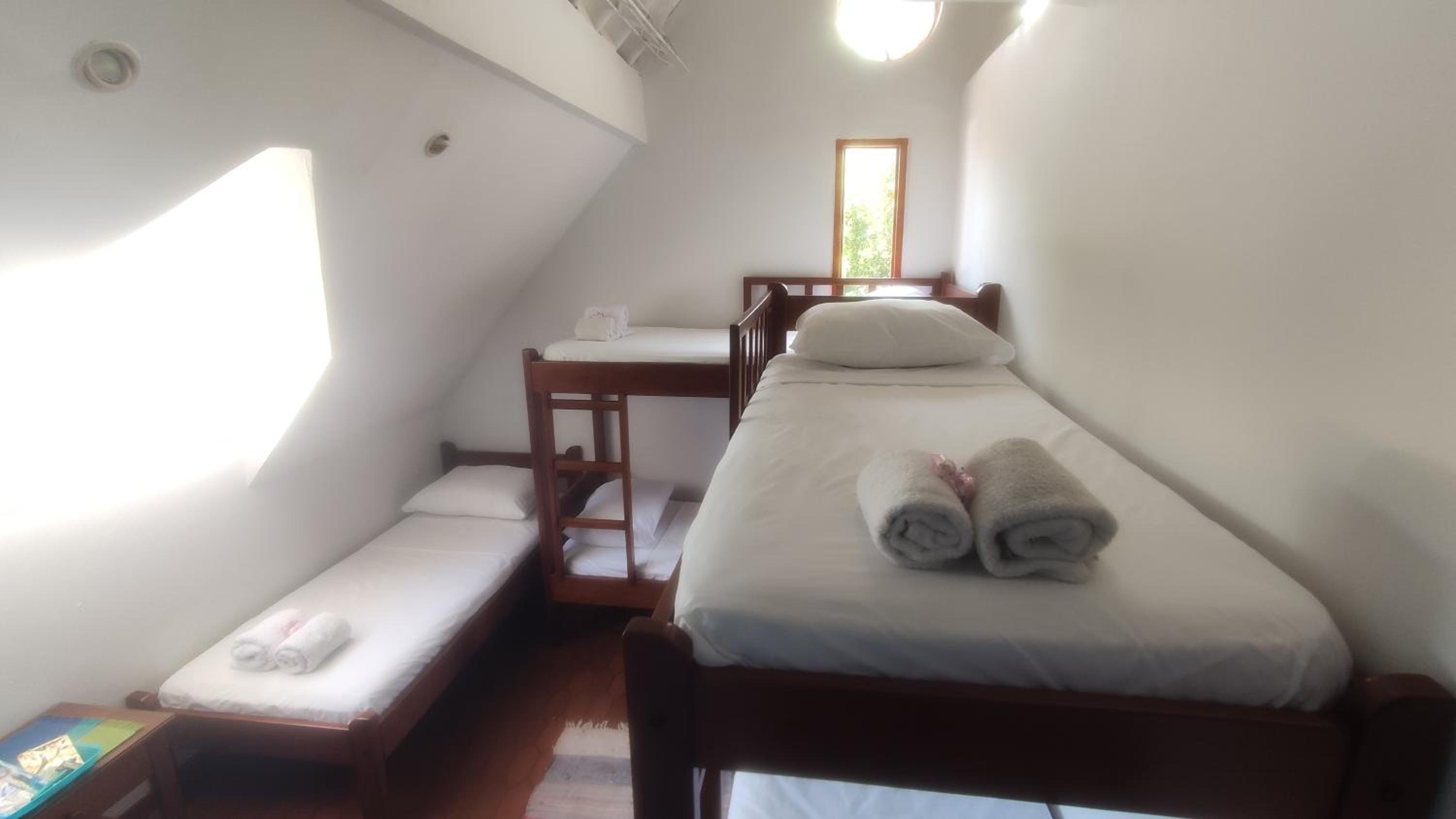 Finca Turistica Rural El Descanso, privada Restrepo, Meta - Colombia