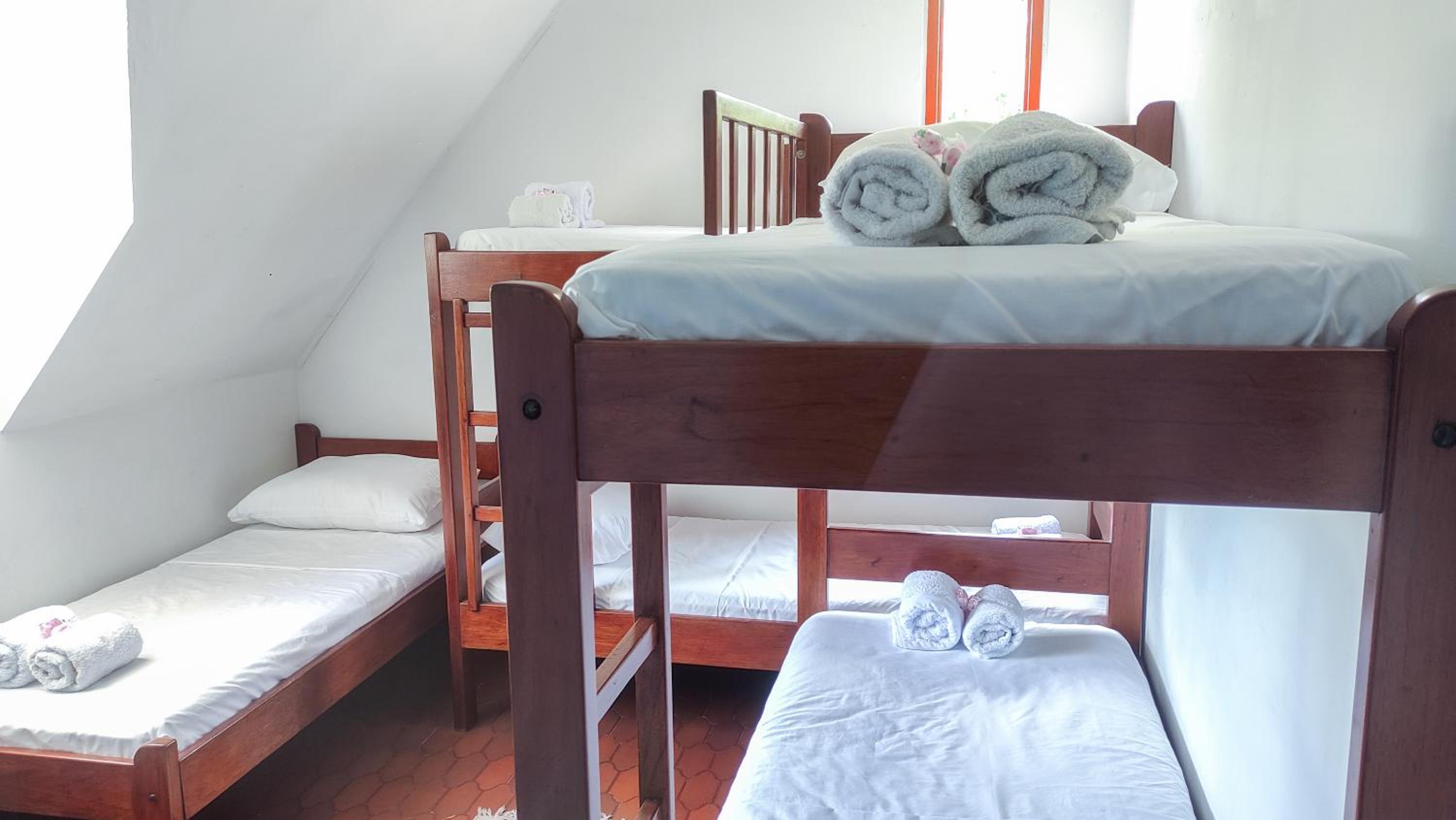 Finca Turistica Rural El Descanso, privada Restrepo, Meta - Colombia