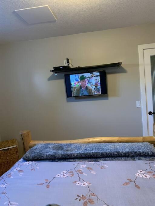 Dragonfly Inn Walkout Suites