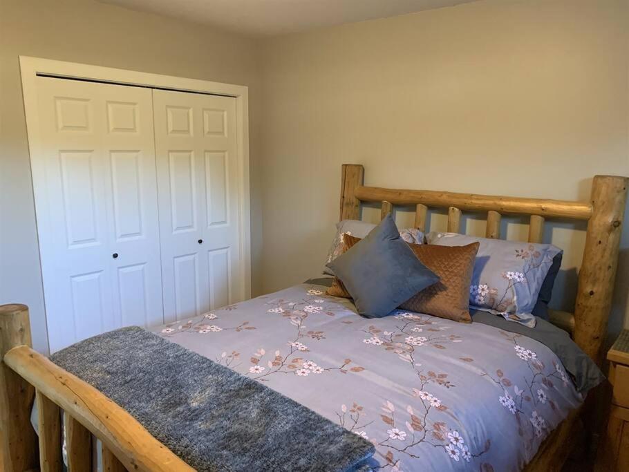 Dragonfly Inn Walkout Suites