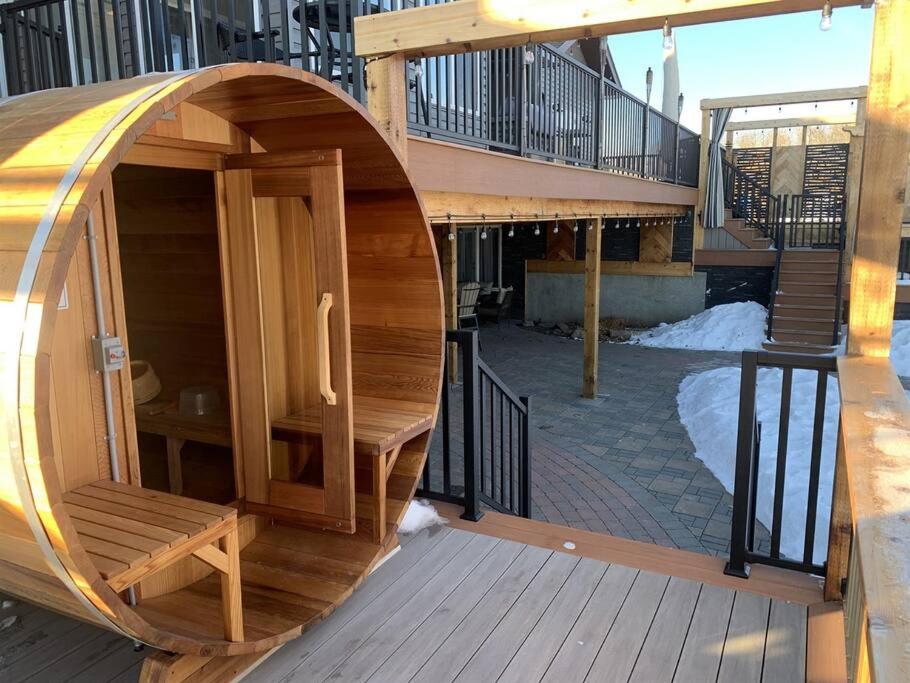 Dragonfly Inn Walkout Suites