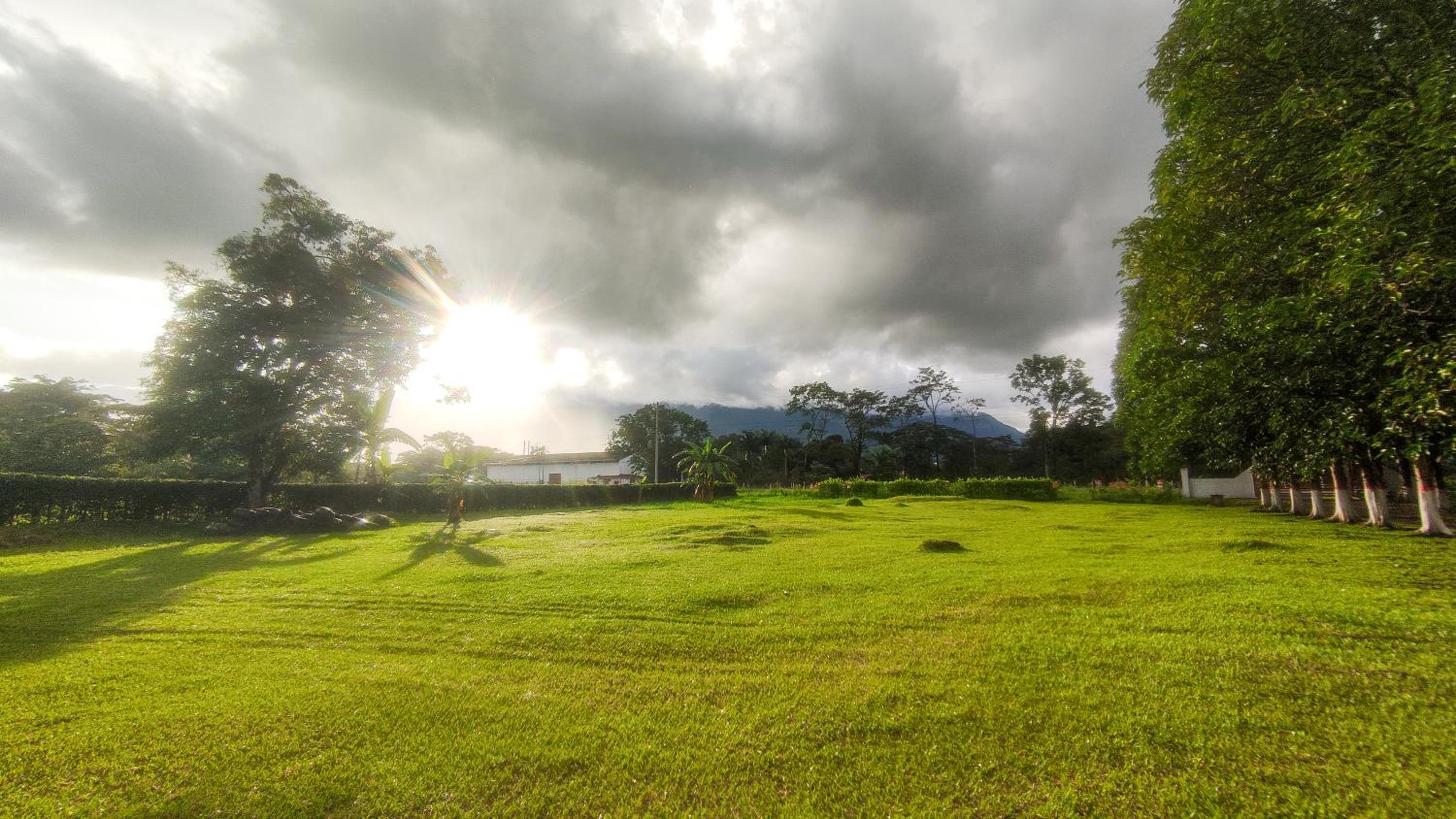 Finca Turistica Rural El Descanso, privada Restrepo, Meta - Colombia