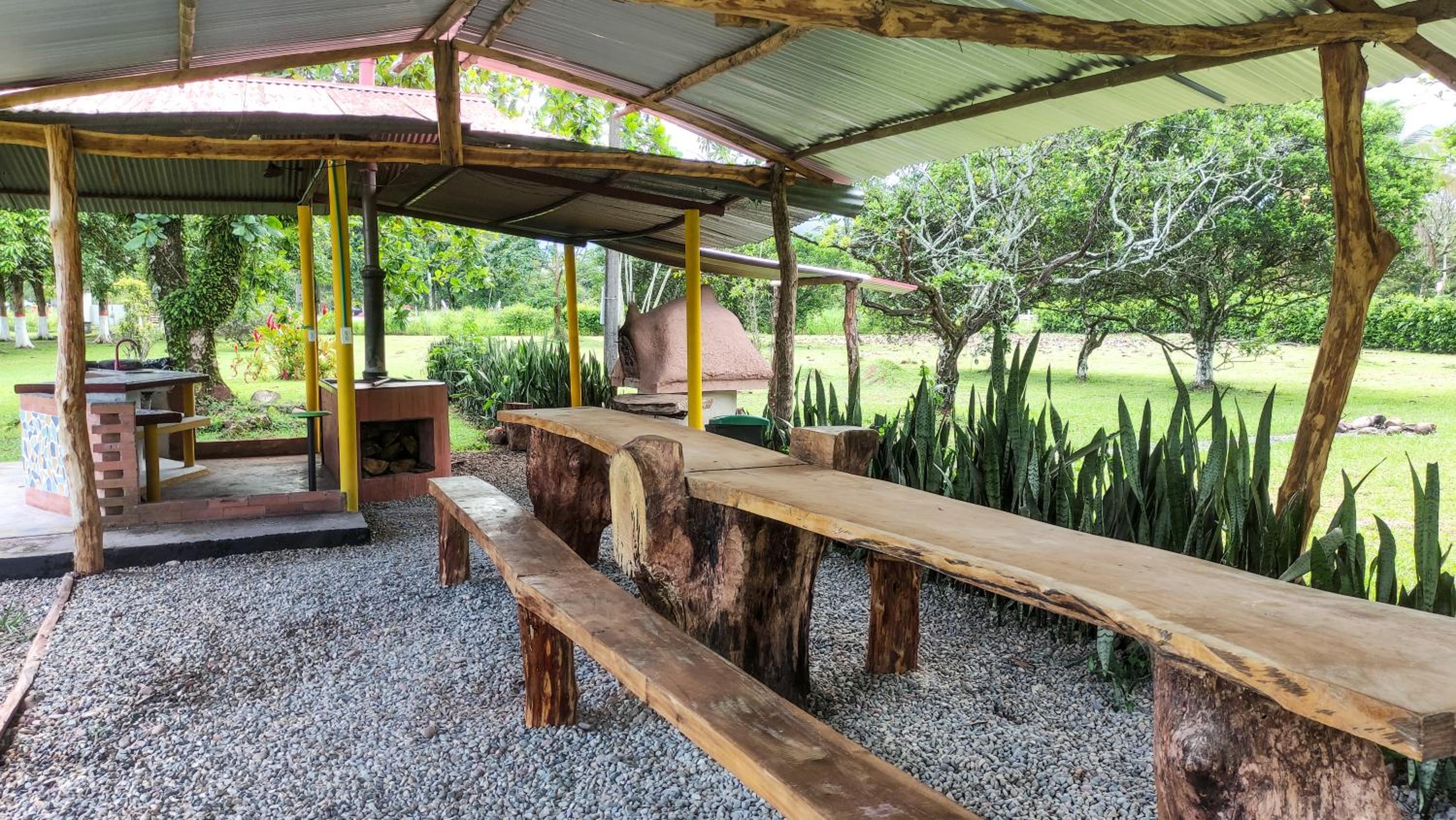 Finca Turistica Rural El Descanso, privada Restrepo, Meta - Colombia