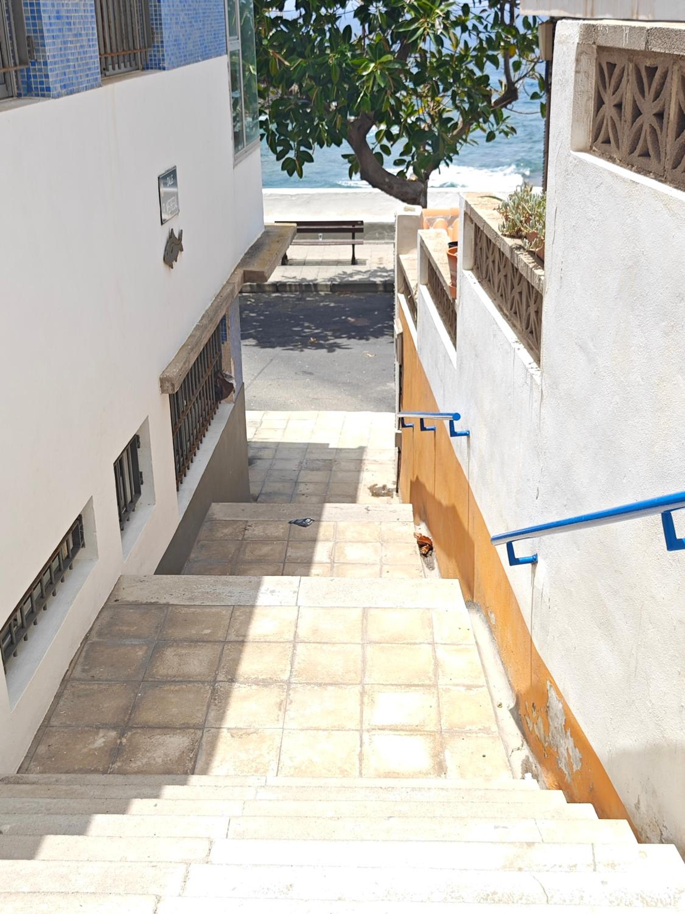 Cozy Apartment in front of the Natural Pools view 5