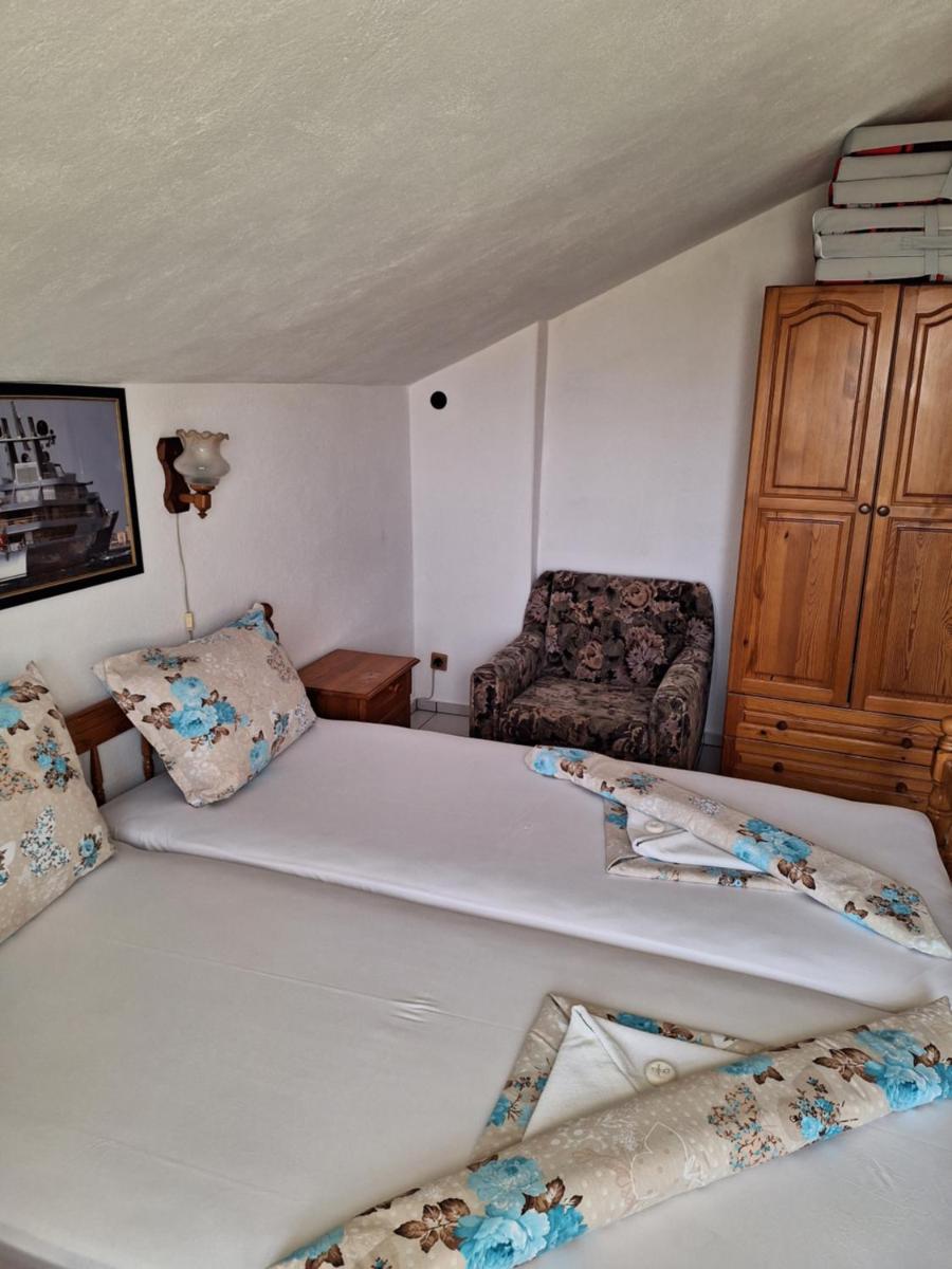 Topalovi Guest House