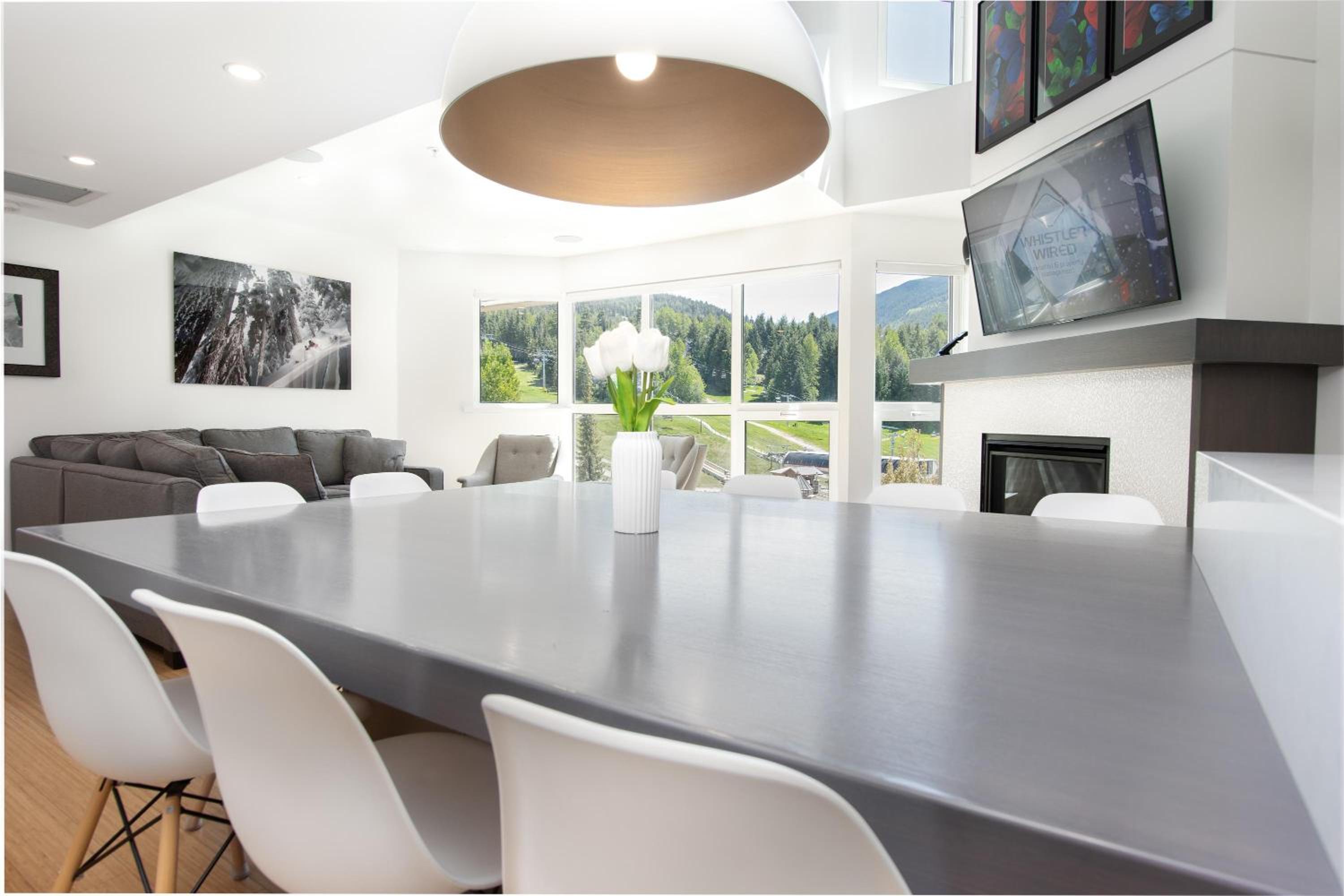 Le Chamois 510 - Ski In/Out, Blackcomb Base, Newly Renovated, Common Area Pool/Hot Tub 