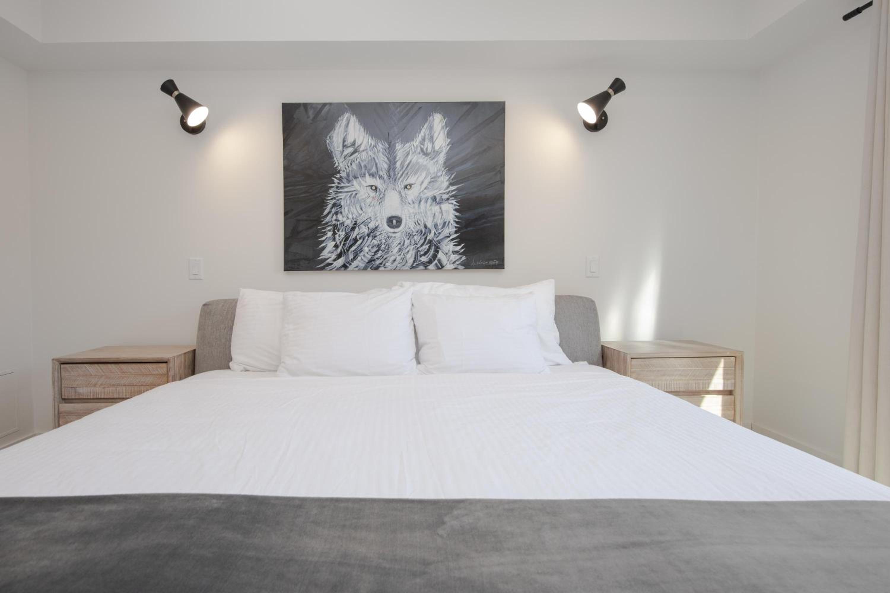 Le Chamois 510 - Ski In/Out, Blackcomb Base, Newly Renovated, Common Area Pool/Hot Tub 