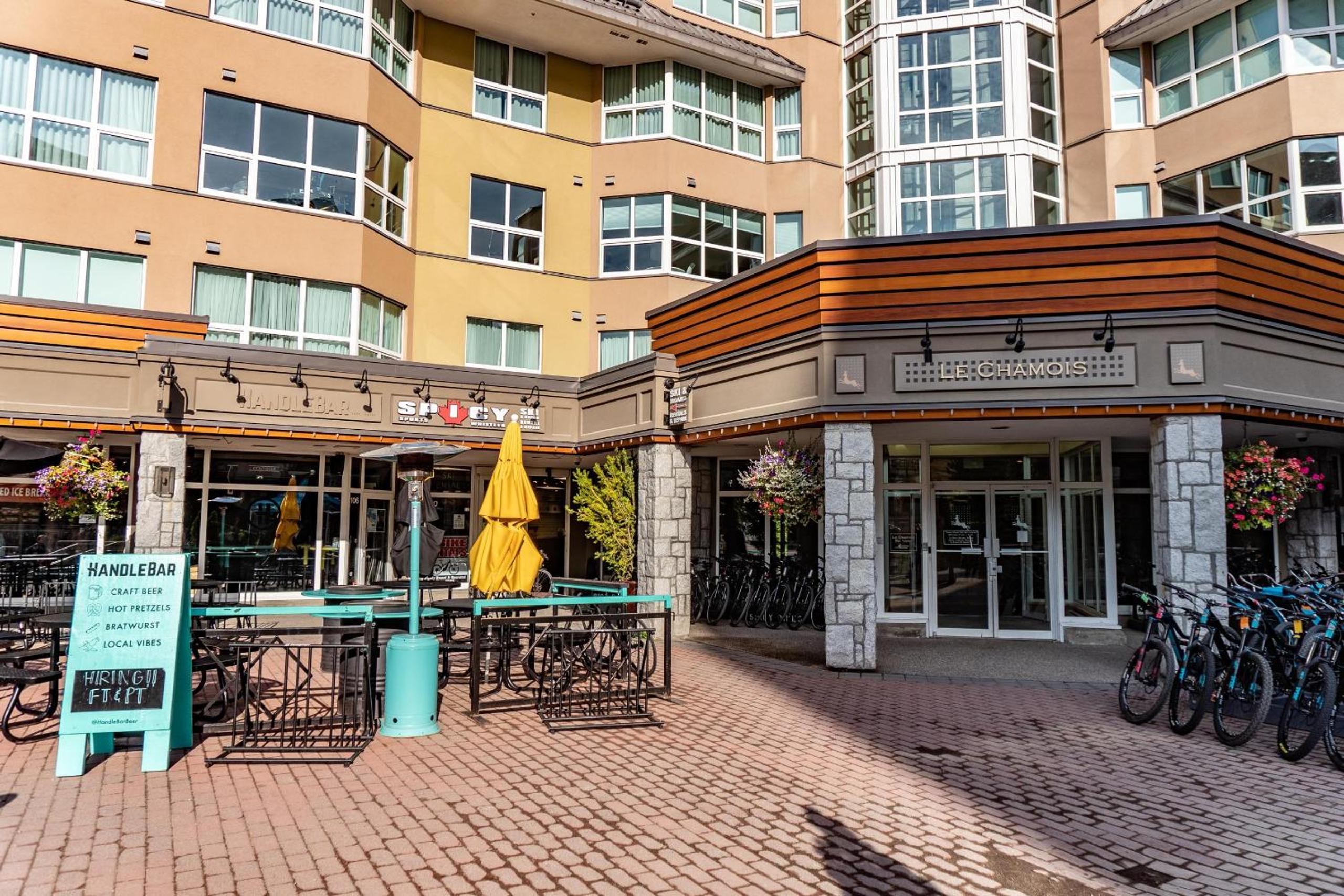 Le Chamois 510 - Ski In/Out, Blackcomb Base, Newly Renovated, Common Area Pool/Hot Tub 