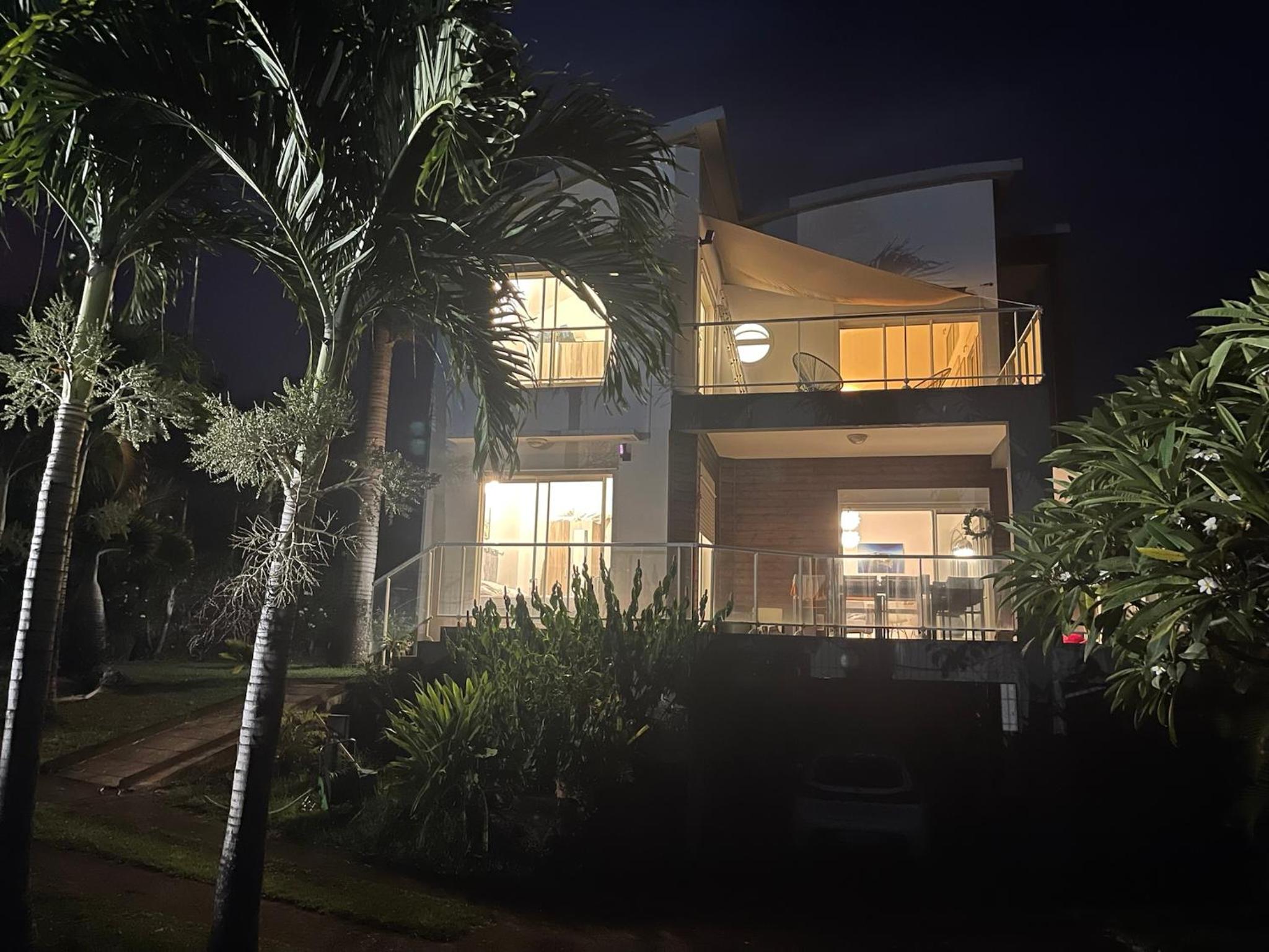 Grande Villa au calme - Vue exceptionnelle - Climatisation - Piscine sel chauffée - Jardin Tropical
