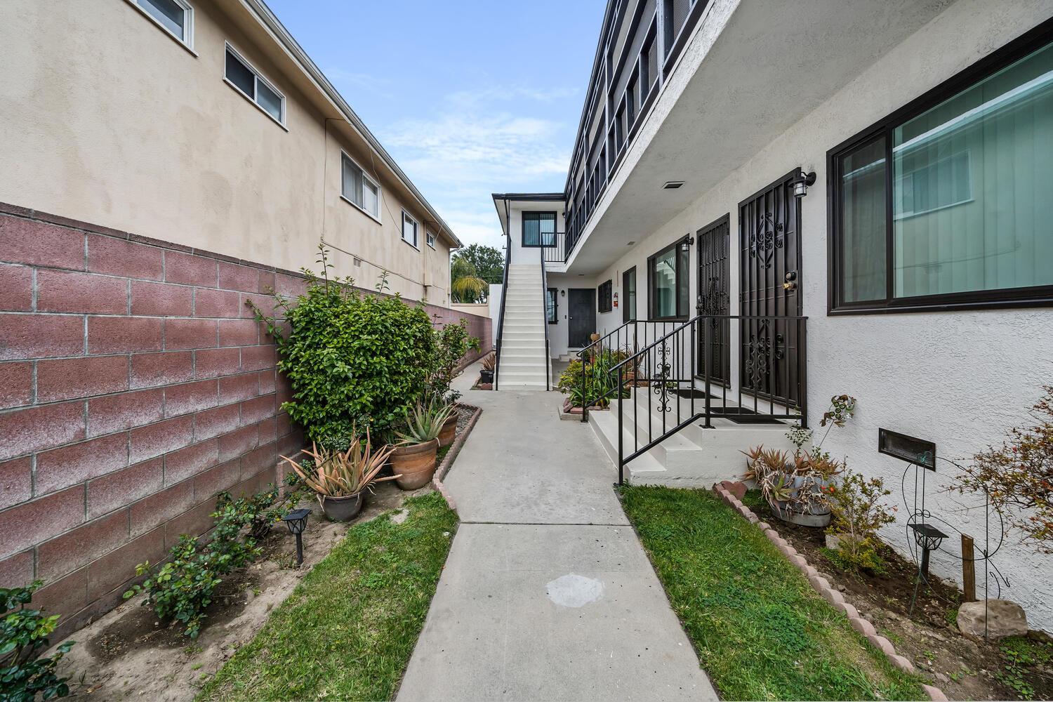 Modern Chic & Comfy Entire Apt 2 Room Suites view 2