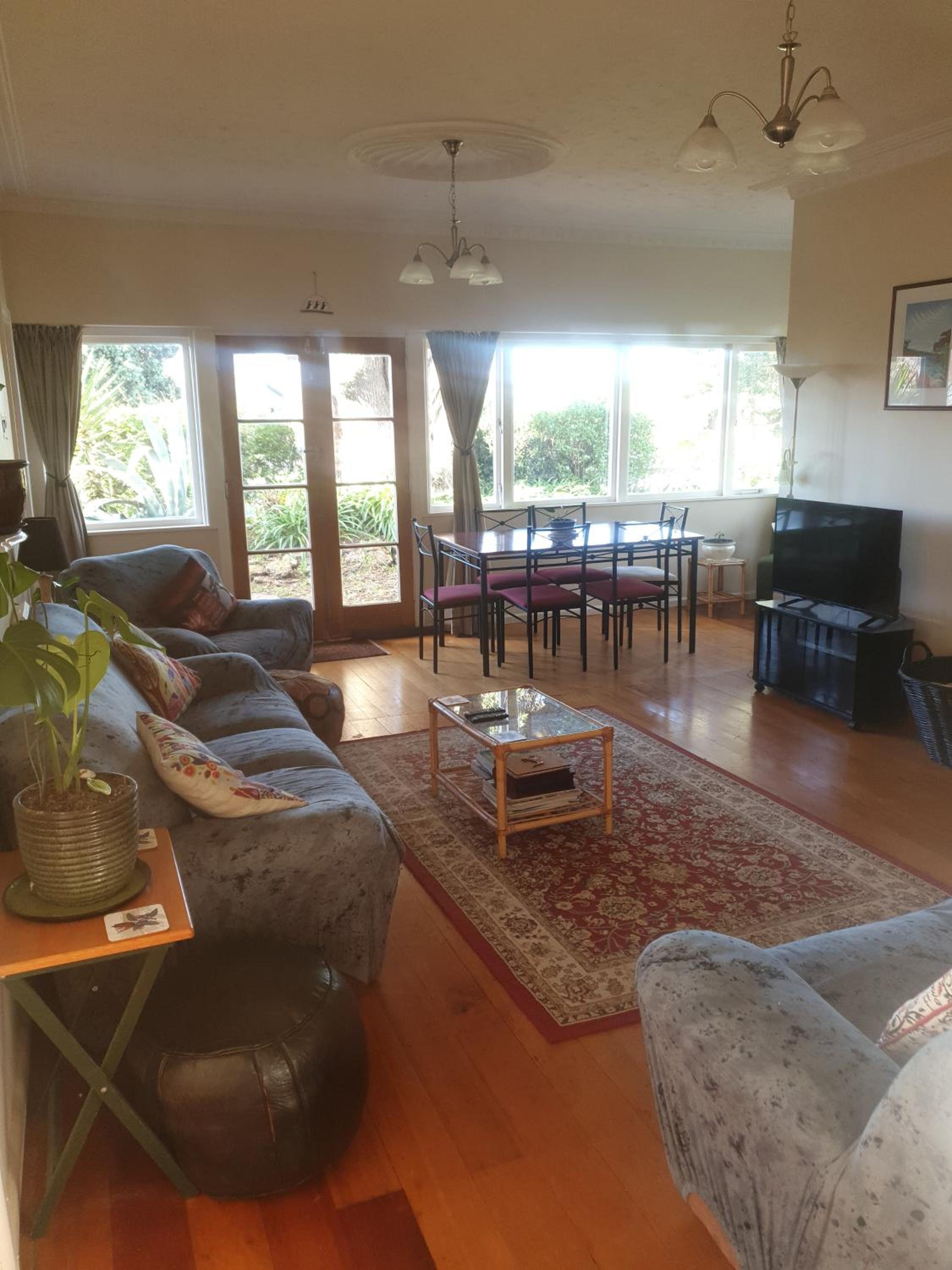 Pohutukawa Villa