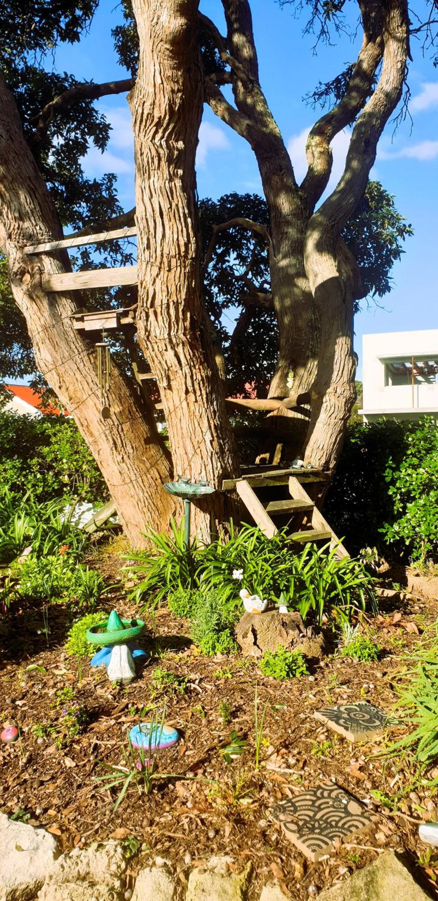 Pohutukawa Villa