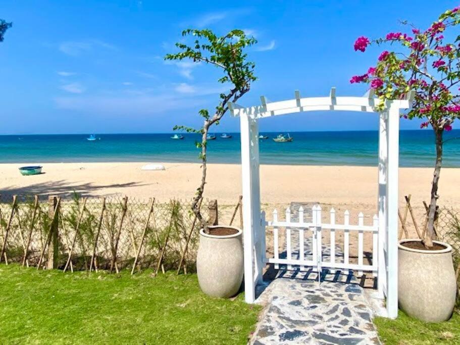 Villa C62 - Private Swimming Pool 100M2 - In Stunning Sea Front Location view 2