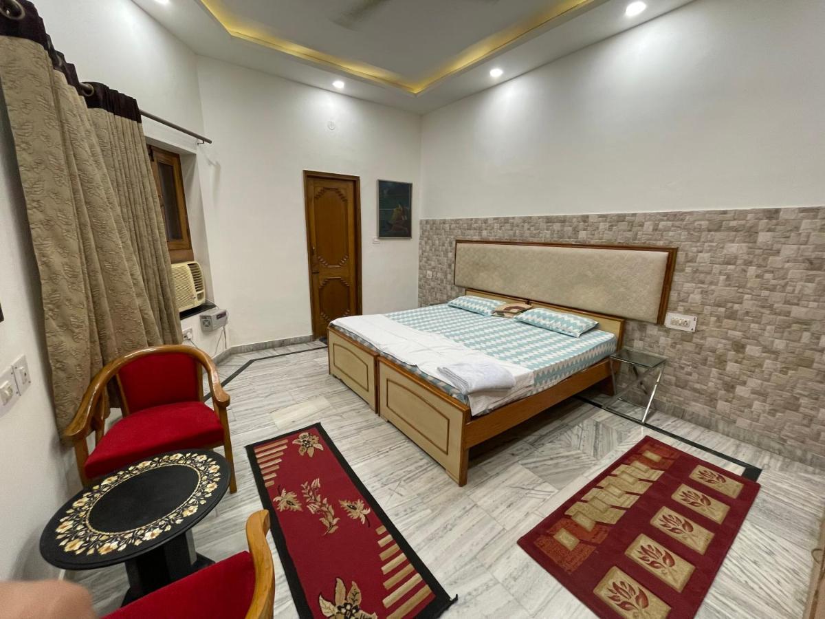 N.Homestay