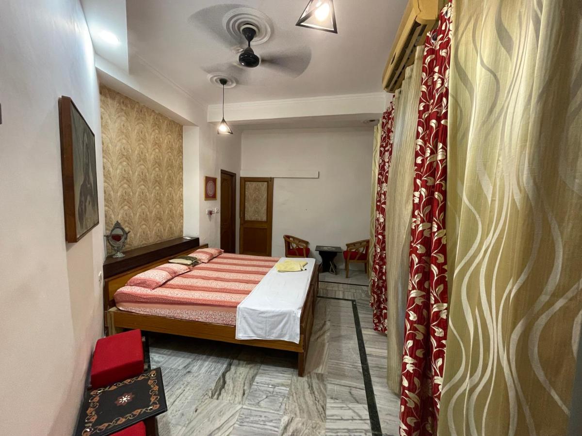 N.Homestay