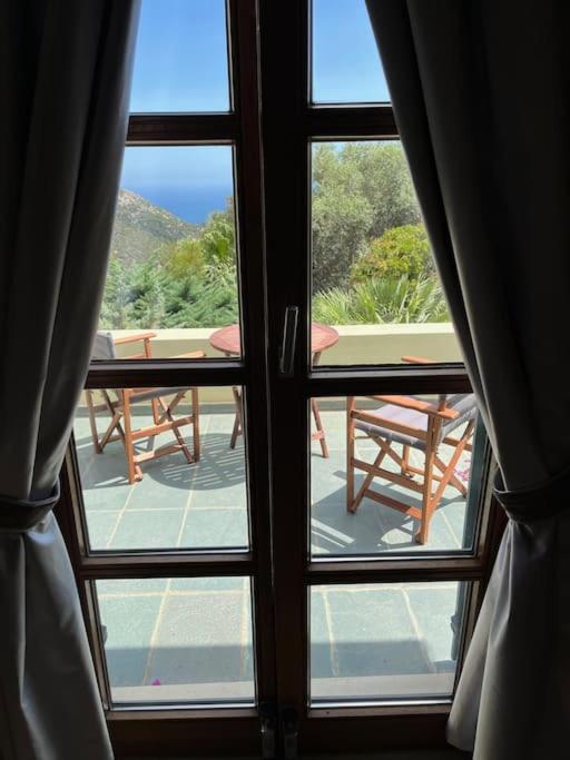 Staffed, unique and luxurious coastal villa in beautiful Anidri, Paleochora view 5