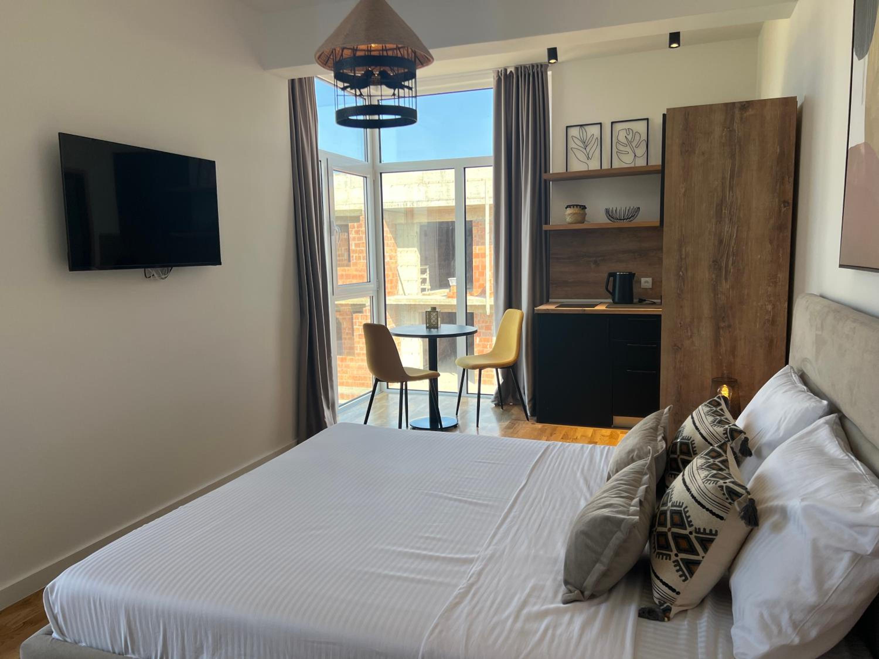 Remi Studio Apartments photo 3