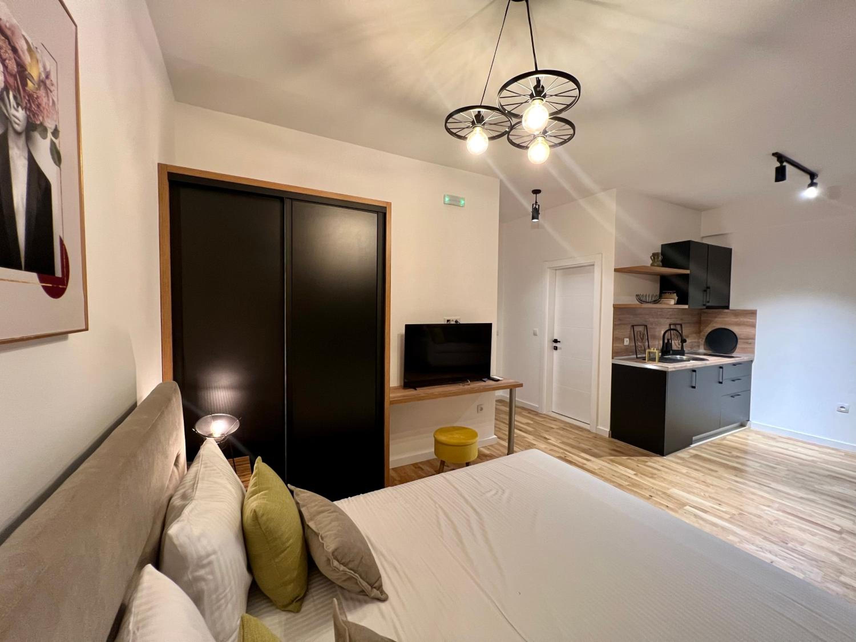 Remi Studio Apartments