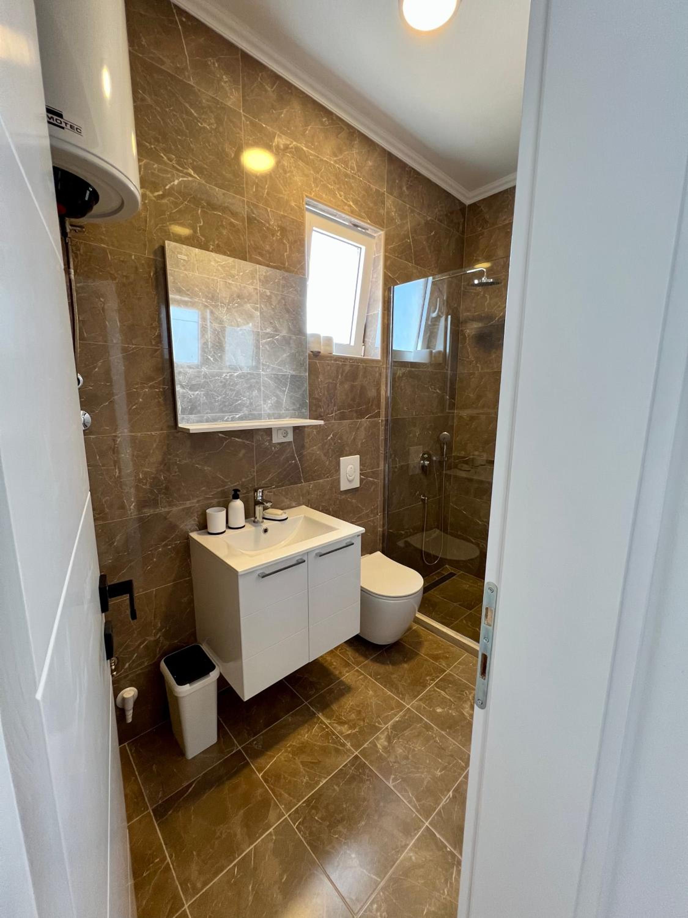 Remi Studio Apartments