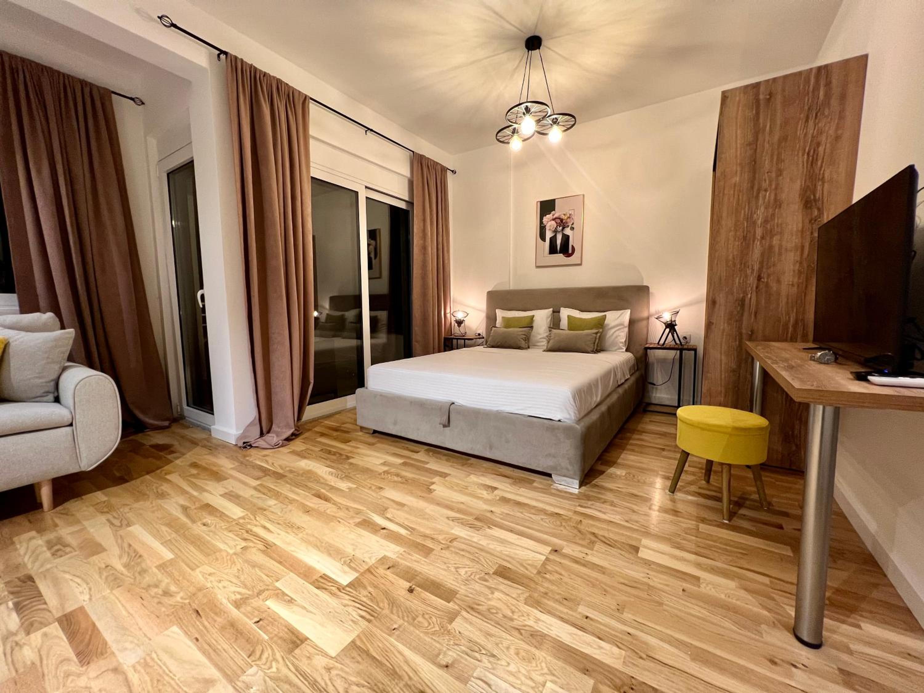 Remi Studio Apartments