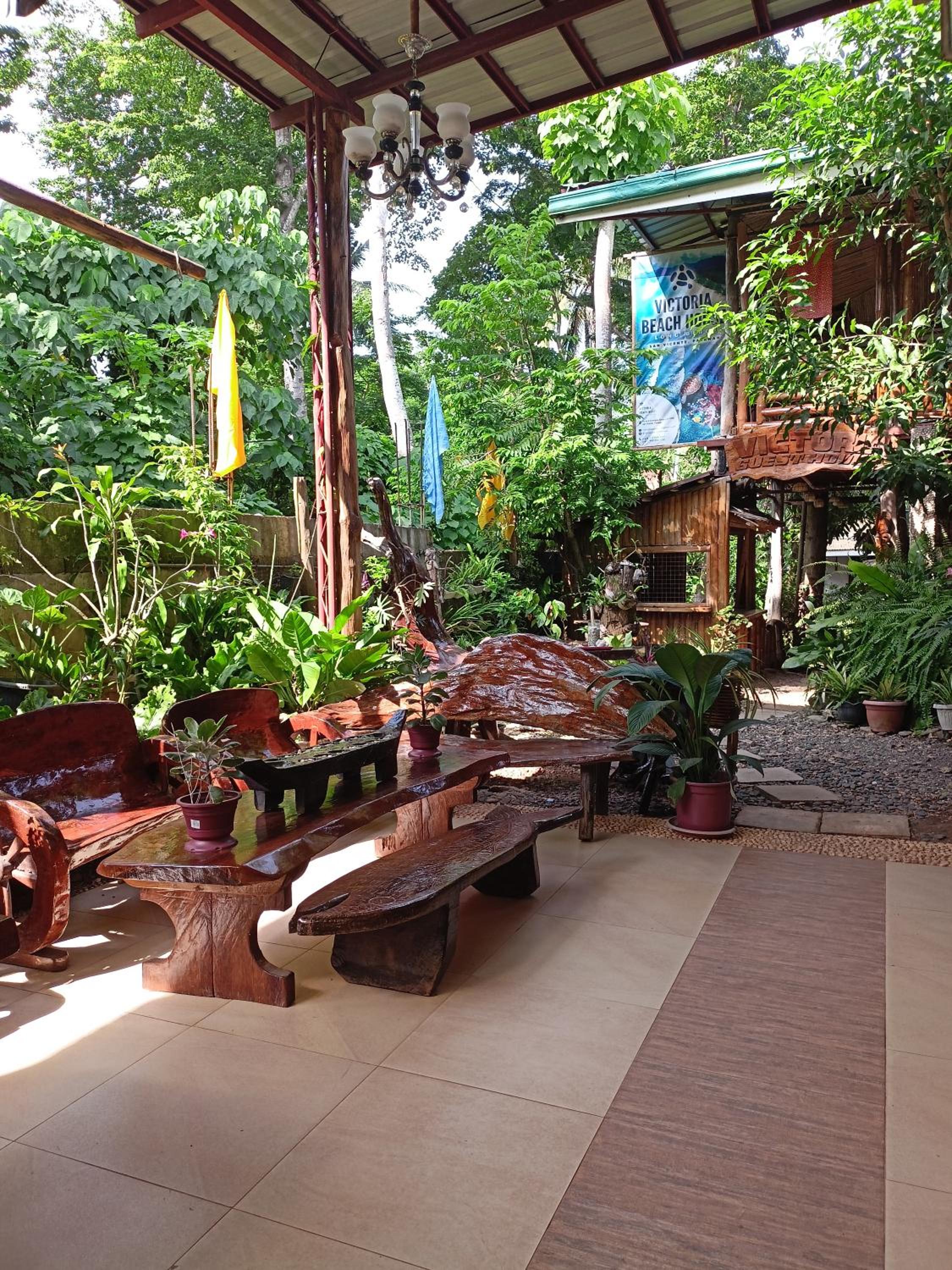 Victoria Guest House and Cottages
