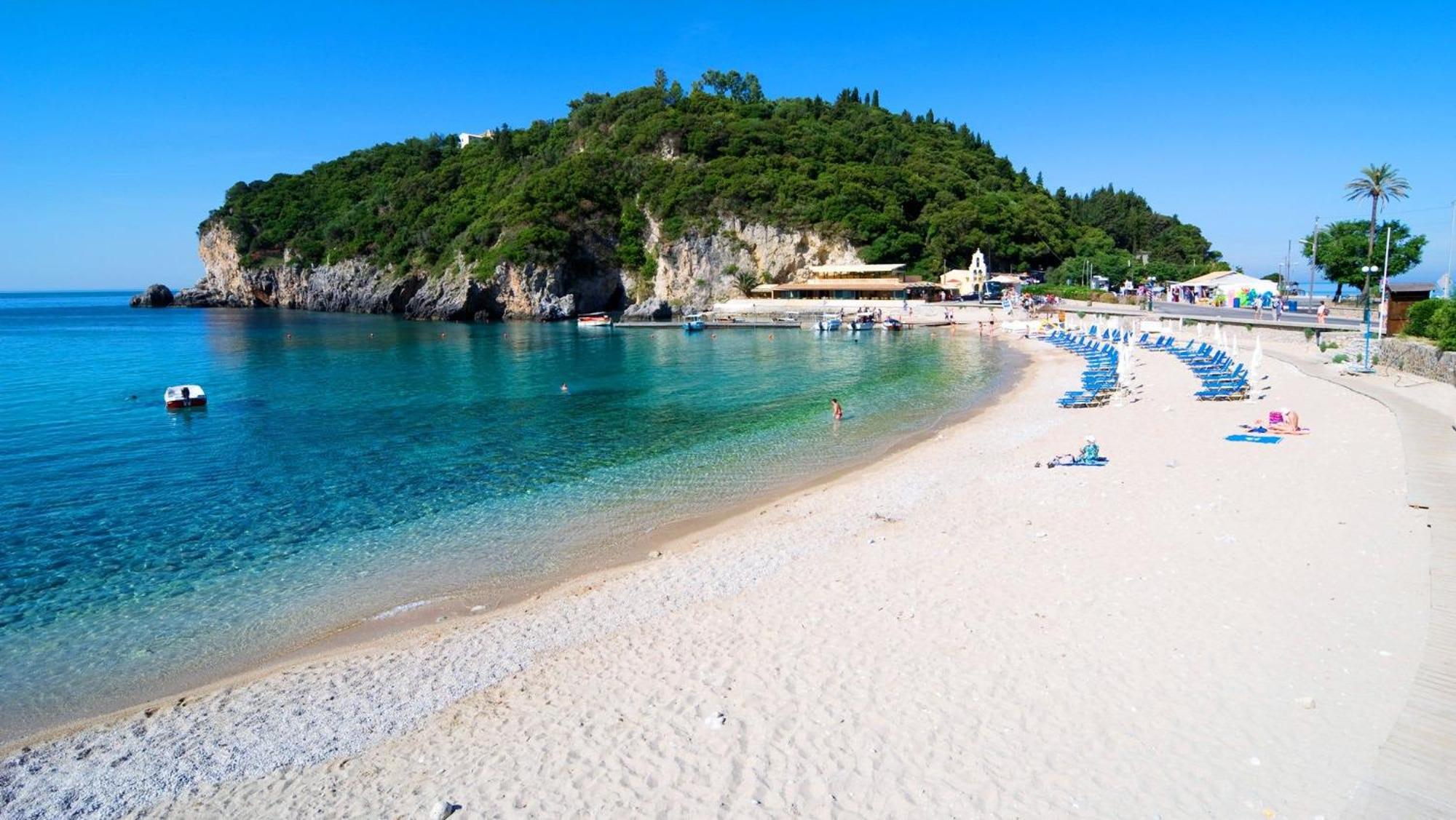 Pentofanoro Central Studio - Corfu Cozy Getaway view 3