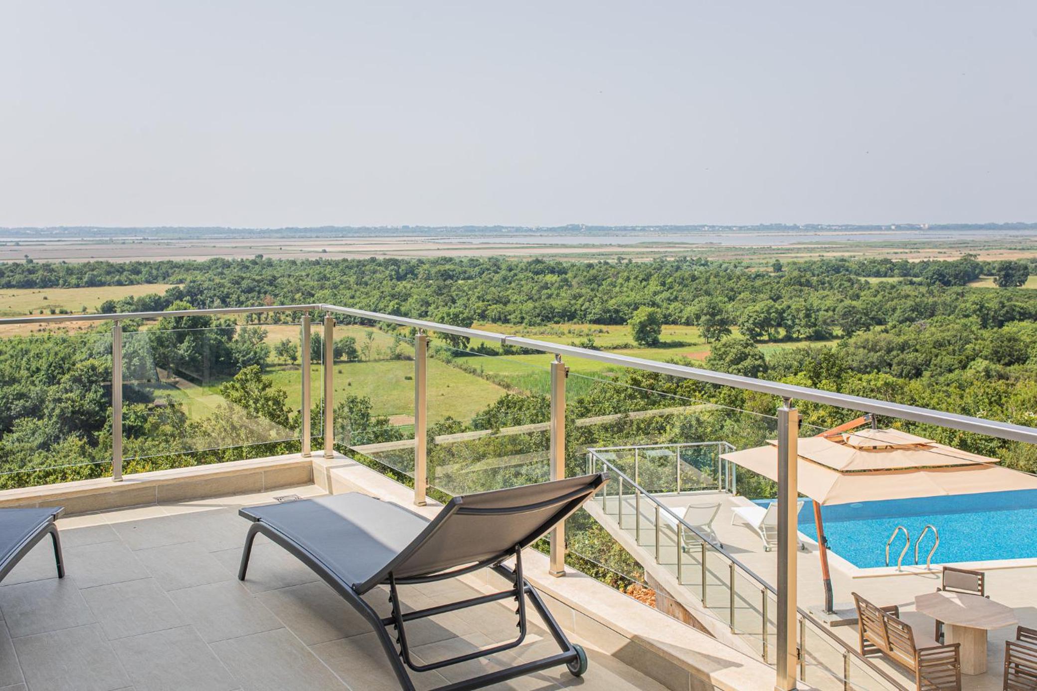 Solana's View - Ferienhäuser in ruhiger Lage, mit einer einzigartigen Aussicht, Infinity Pool, Free Parking und Wlan