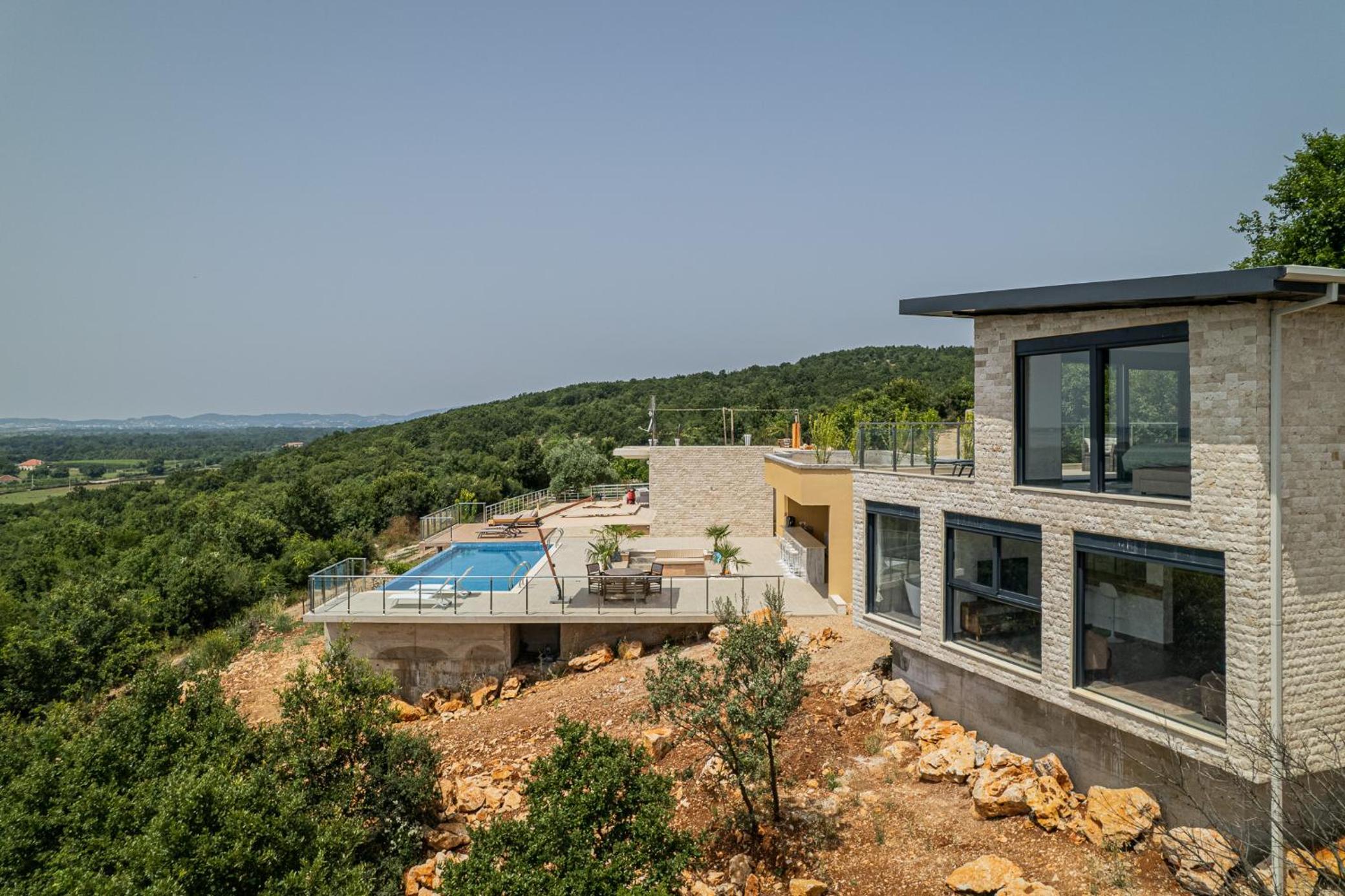 Solana's View - Ferienhäuser in ruhiger Lage, mit einer einzigartigen Aussicht, Infinity Pool, Free Parking und Wlan