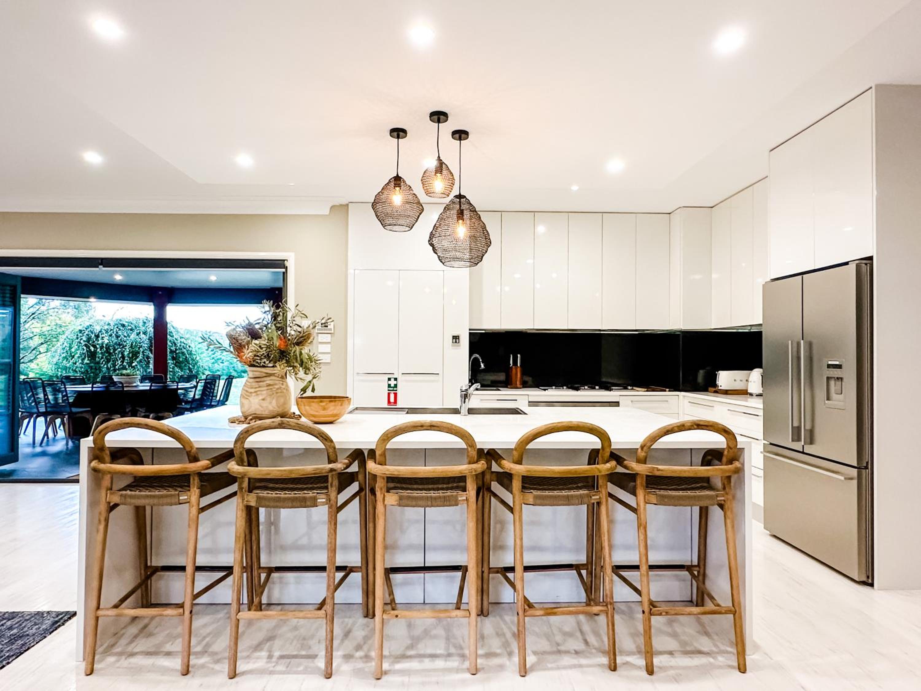 Hamilton House - Snowy Mountain Luxury Villas view 4