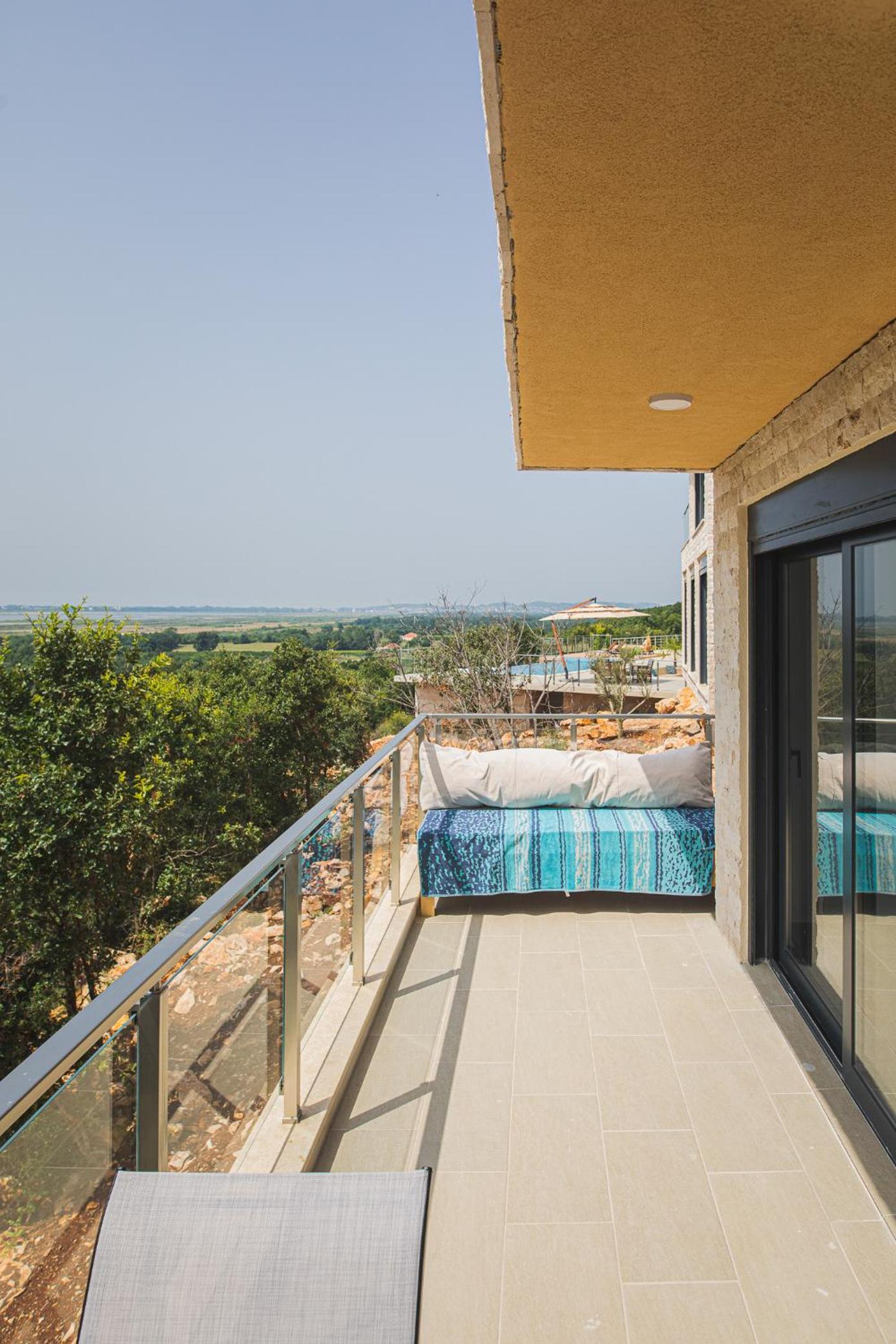 Solana's View - Ferienhäuser in ruhiger Lage, mit einer einzigartigen Aussicht, Infinity Pool, Free Parking und Wlan