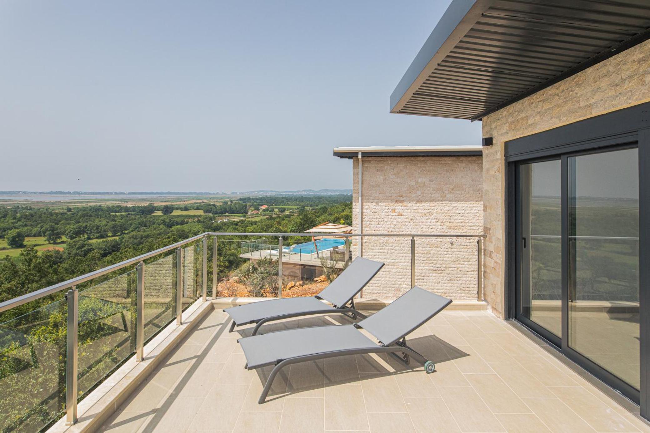Solana's View - Ferienhäuser in ruhiger Lage, mit einer einzigartigen Aussicht, Infinity Pool, Free Parking und Wlan