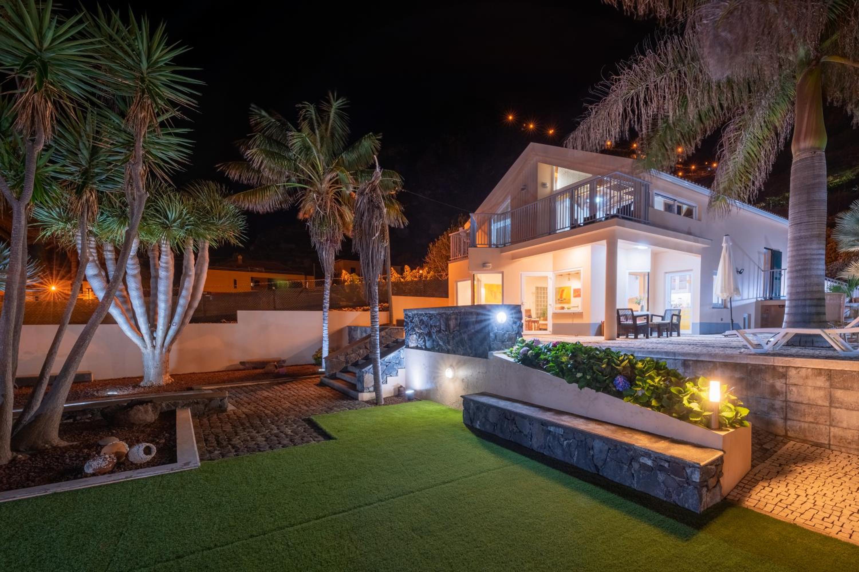 Porto Moniz Villa