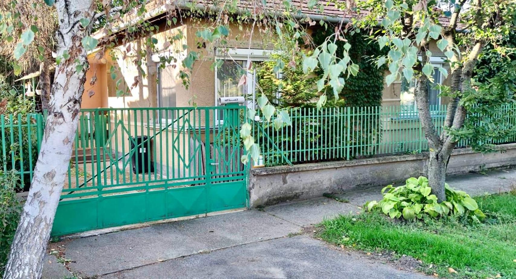 Grany's Retro Guesthouse near Budapest AirPort