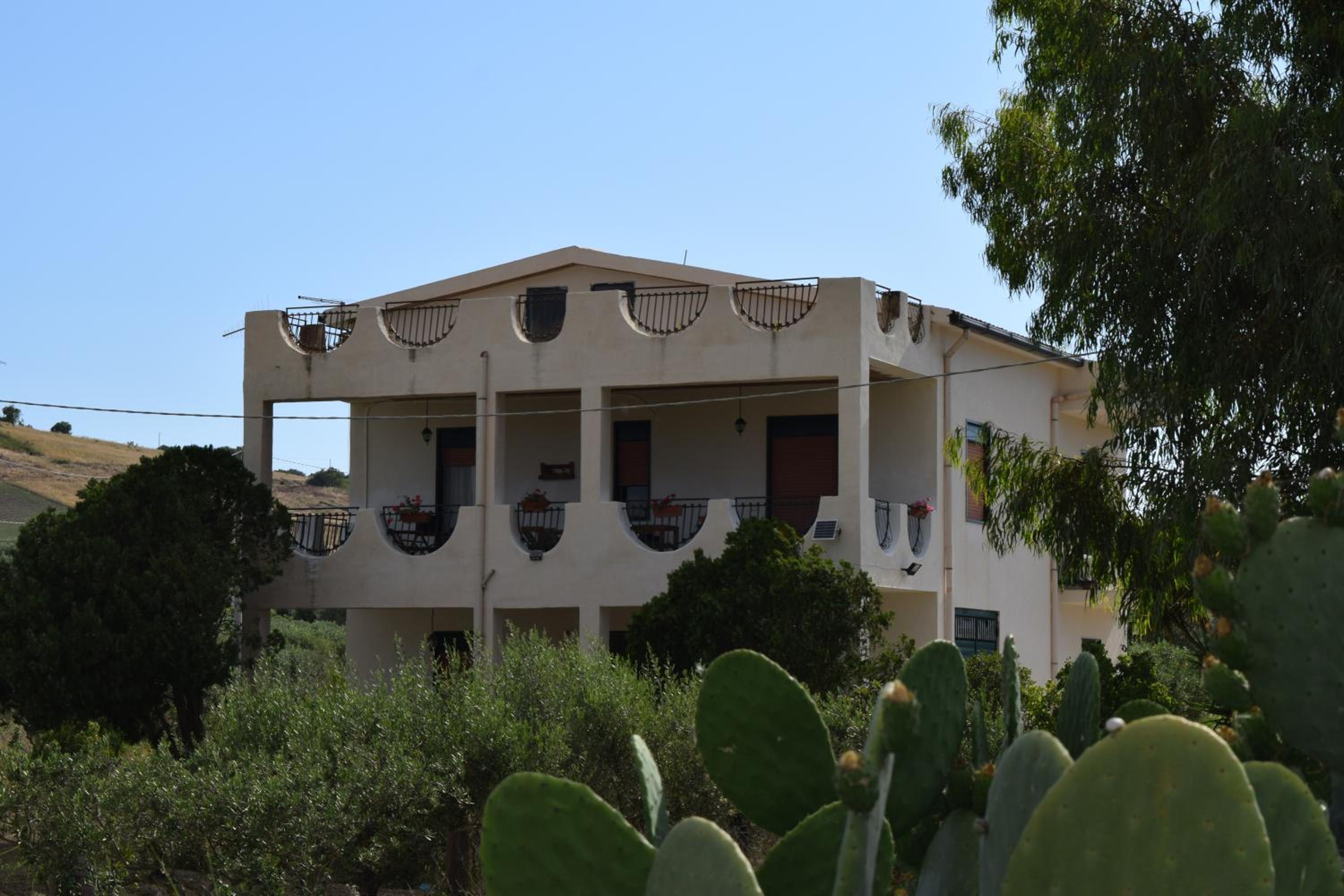 Casa country view 3
