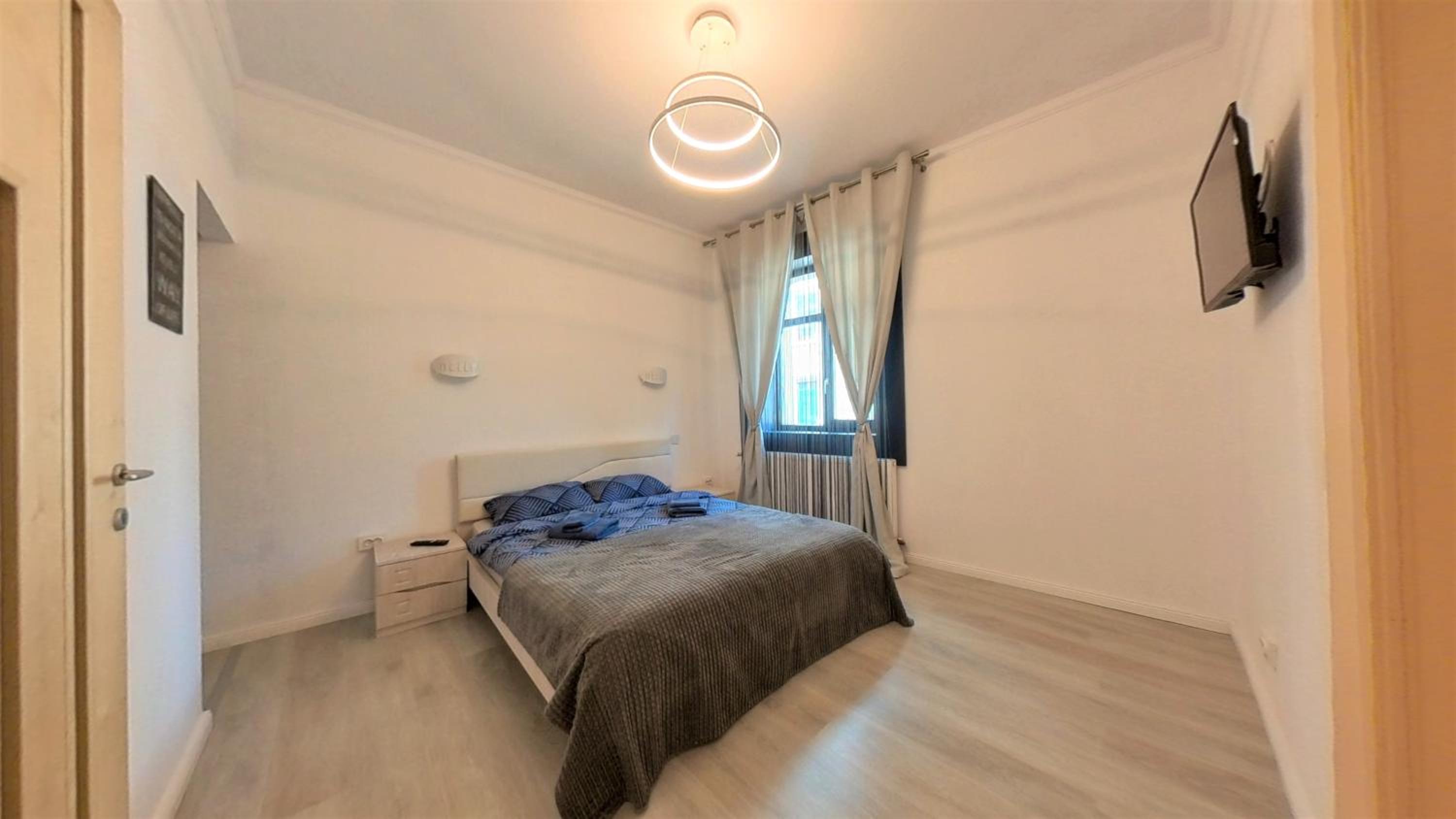 The Muse - Kronstadt Long Street Apartments