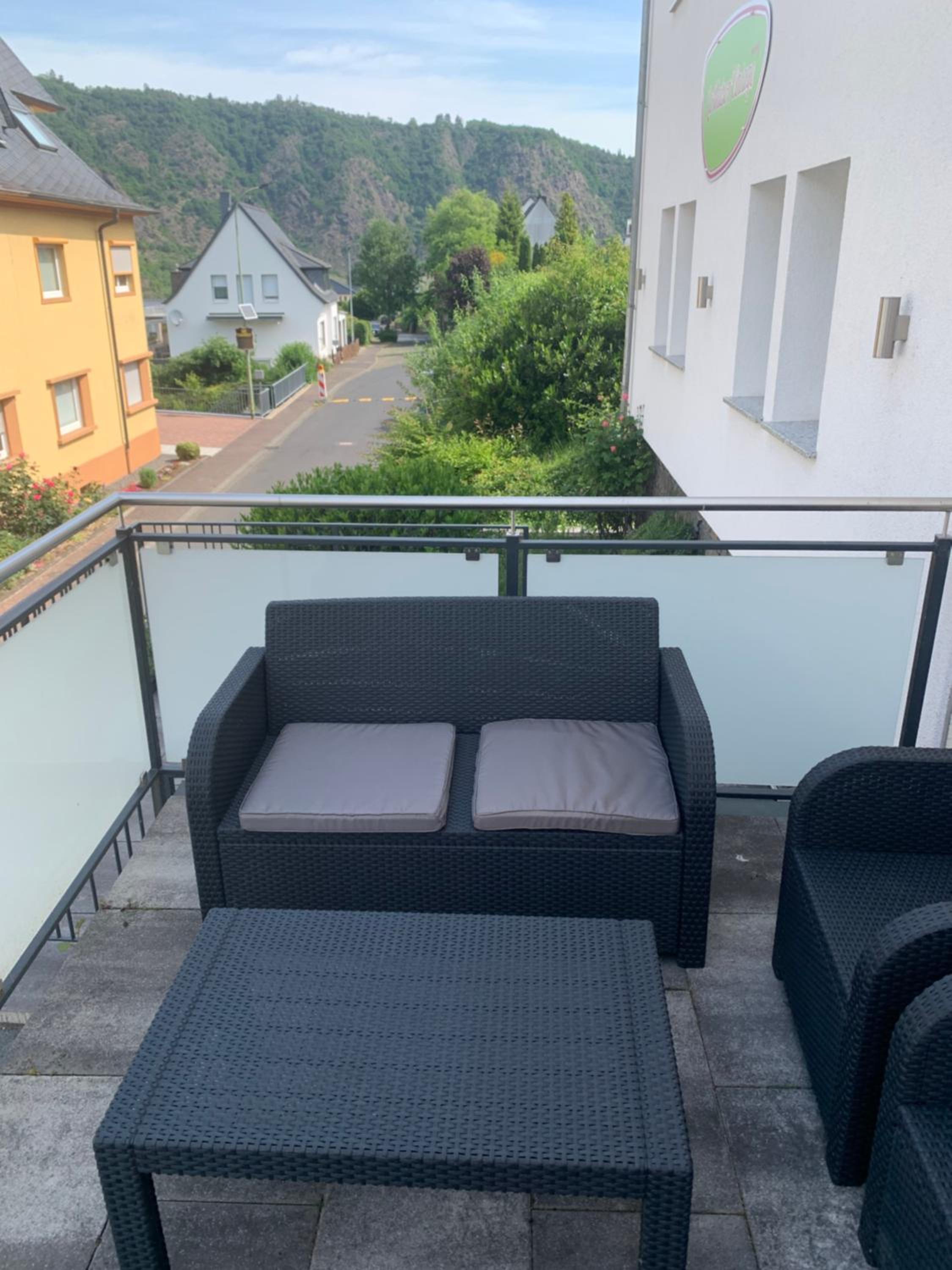 balcony
